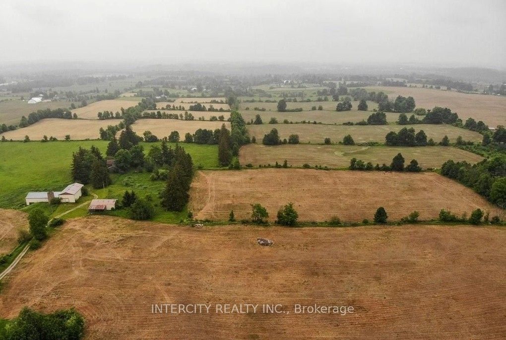 8373 High Way in Guelph/Eramosa, Ontario