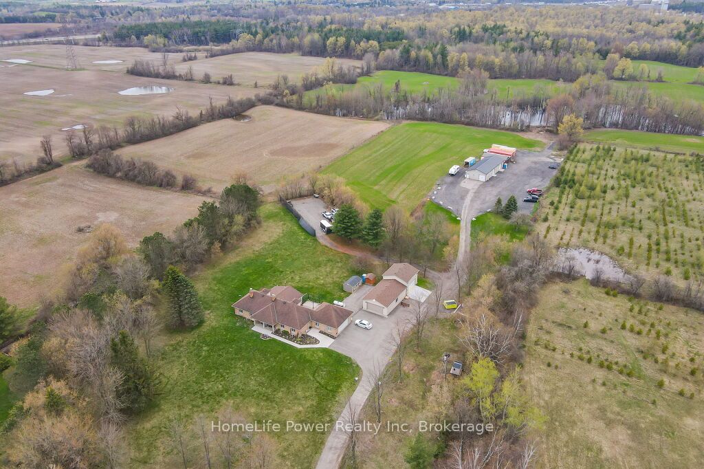 4290 Victoria Road in Puslinch, Ontario
