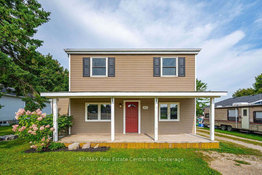 353 Wellington Street in Wellington North, Ontario
