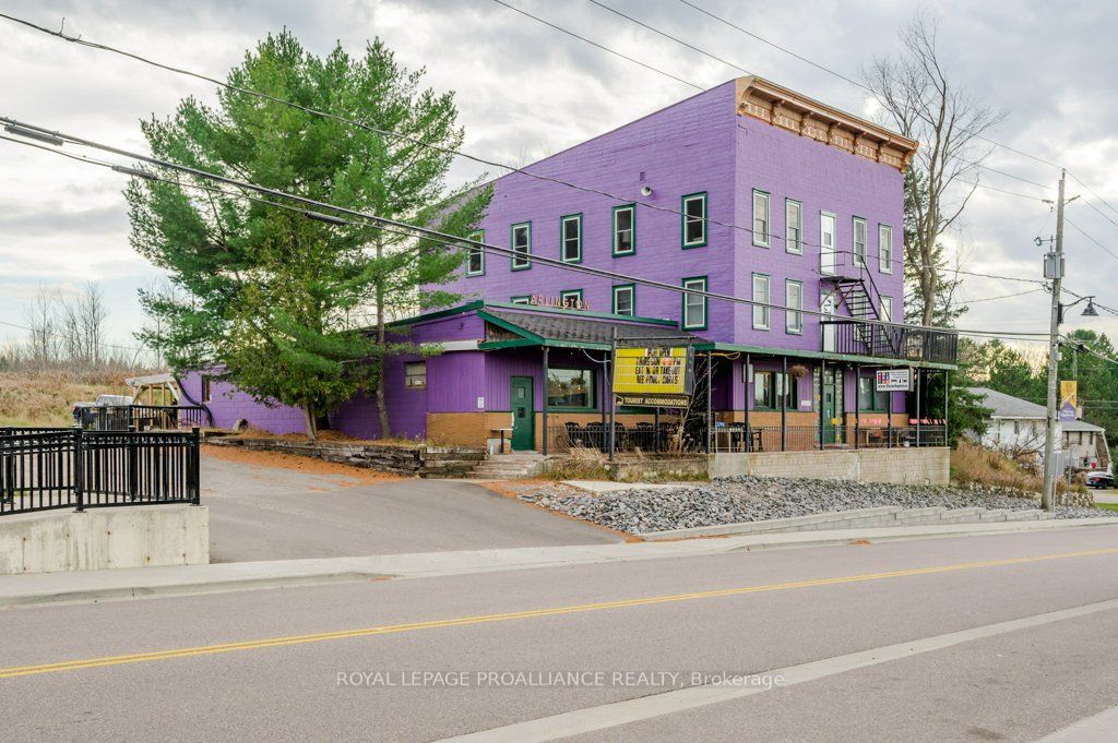 32990 Highway 62 in Hastings Highlands, Ontario
