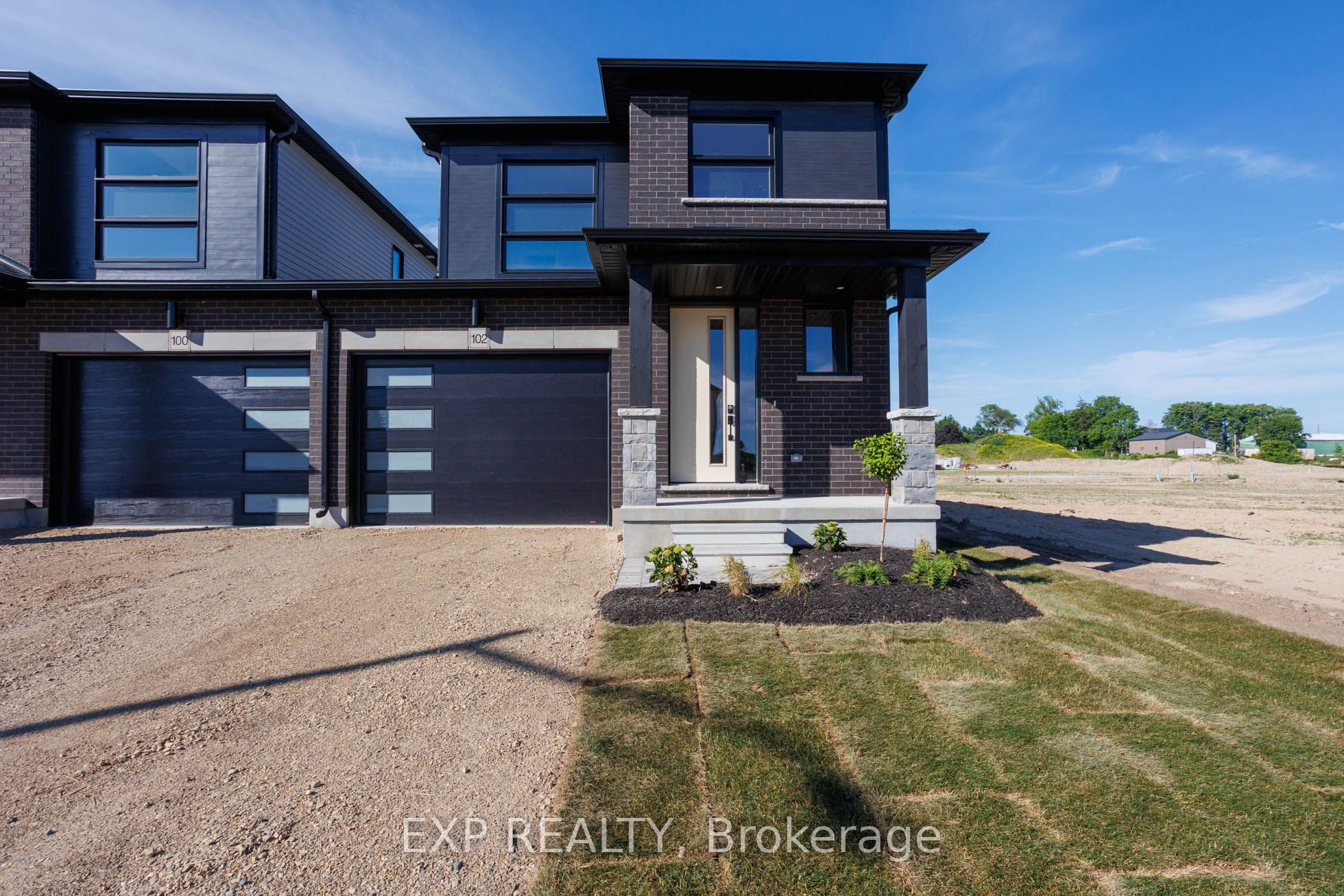 102 Thackeray Way in Minto, Ontario