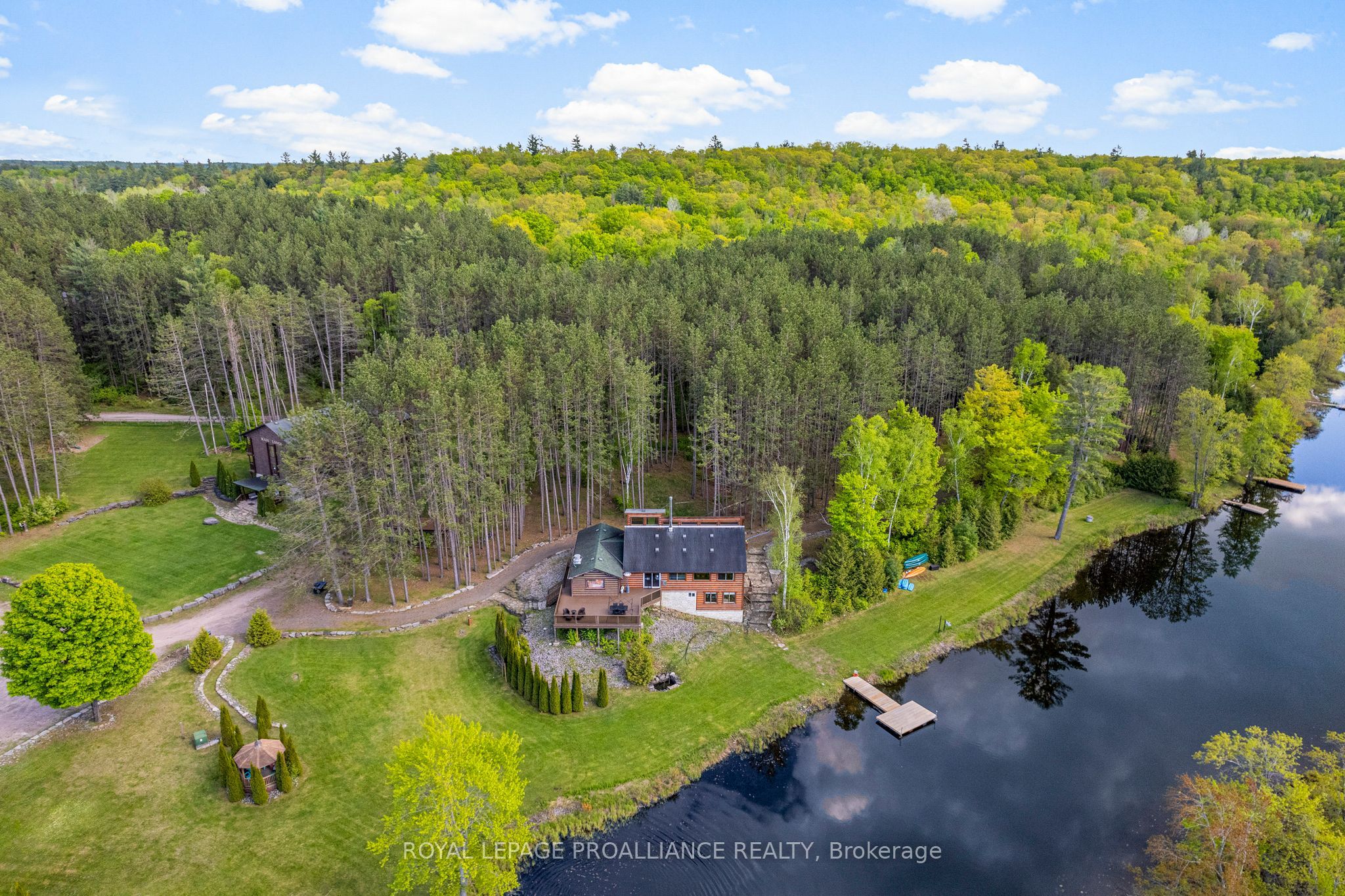 16 Beaver Creek Lane in Tudor and Cashel, Ontario