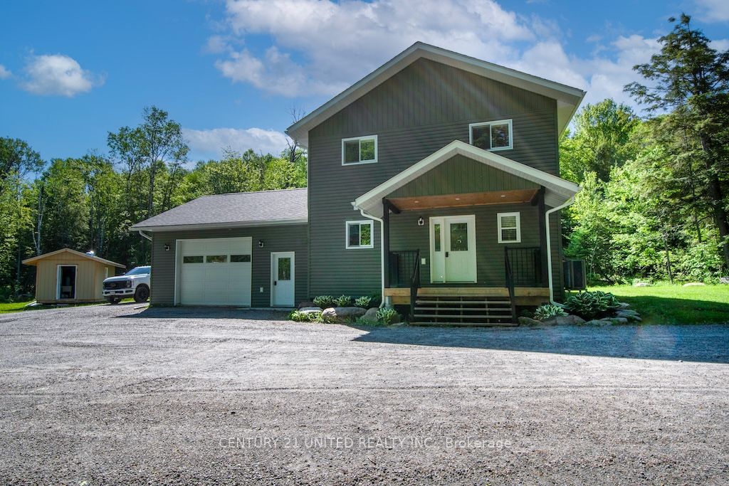 1525 South Baptiste Lake Road in Hastings Highlands, Ontario