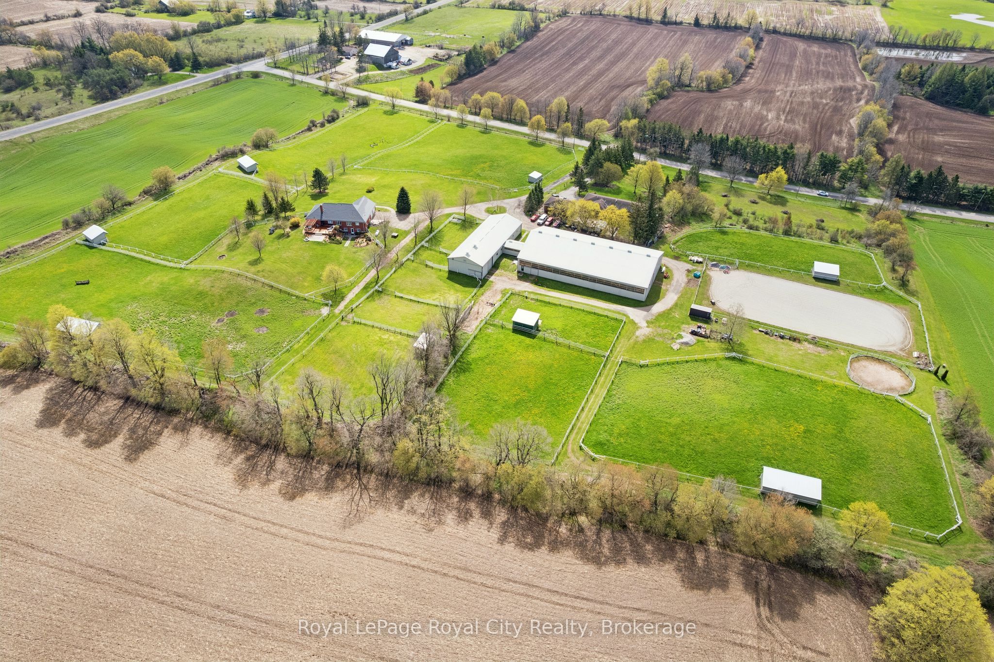 8284 Indian Trail in Guelph/Eramosa, Ontario