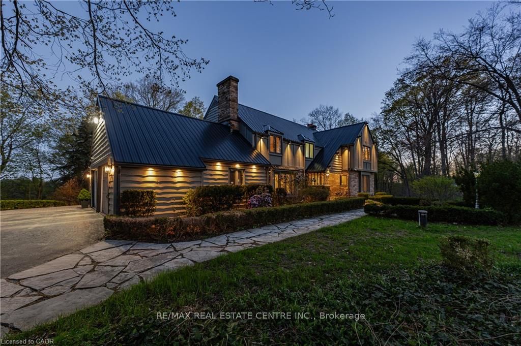 6703 Wellington 34 Road in Puslinch, Ontario