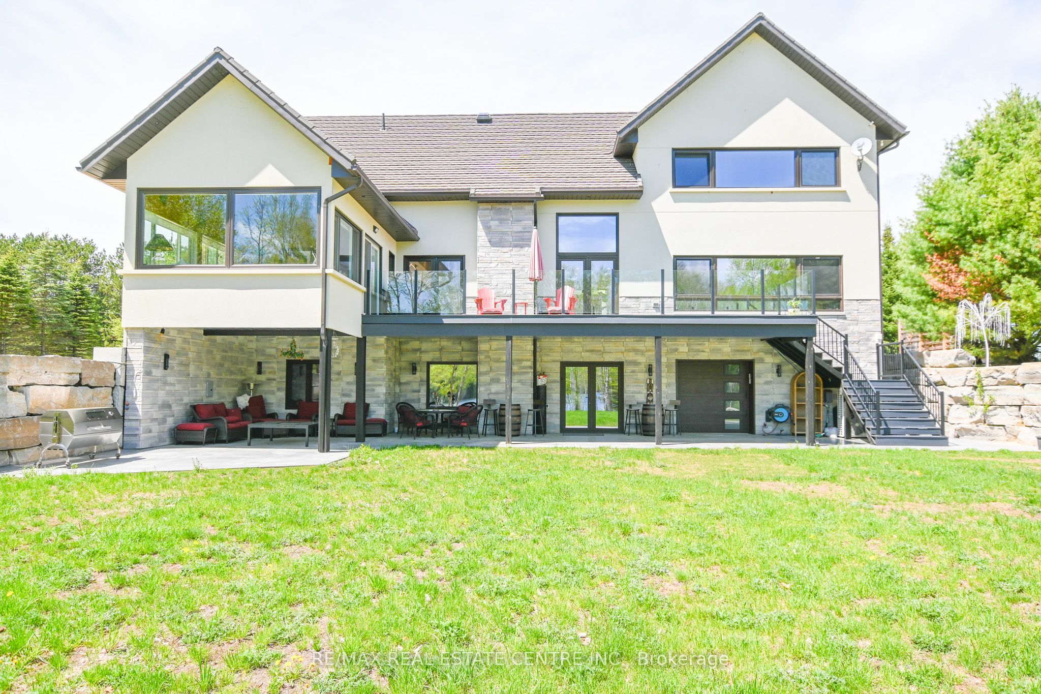 99 Brethour Road in Hastings Highlands, Ontario