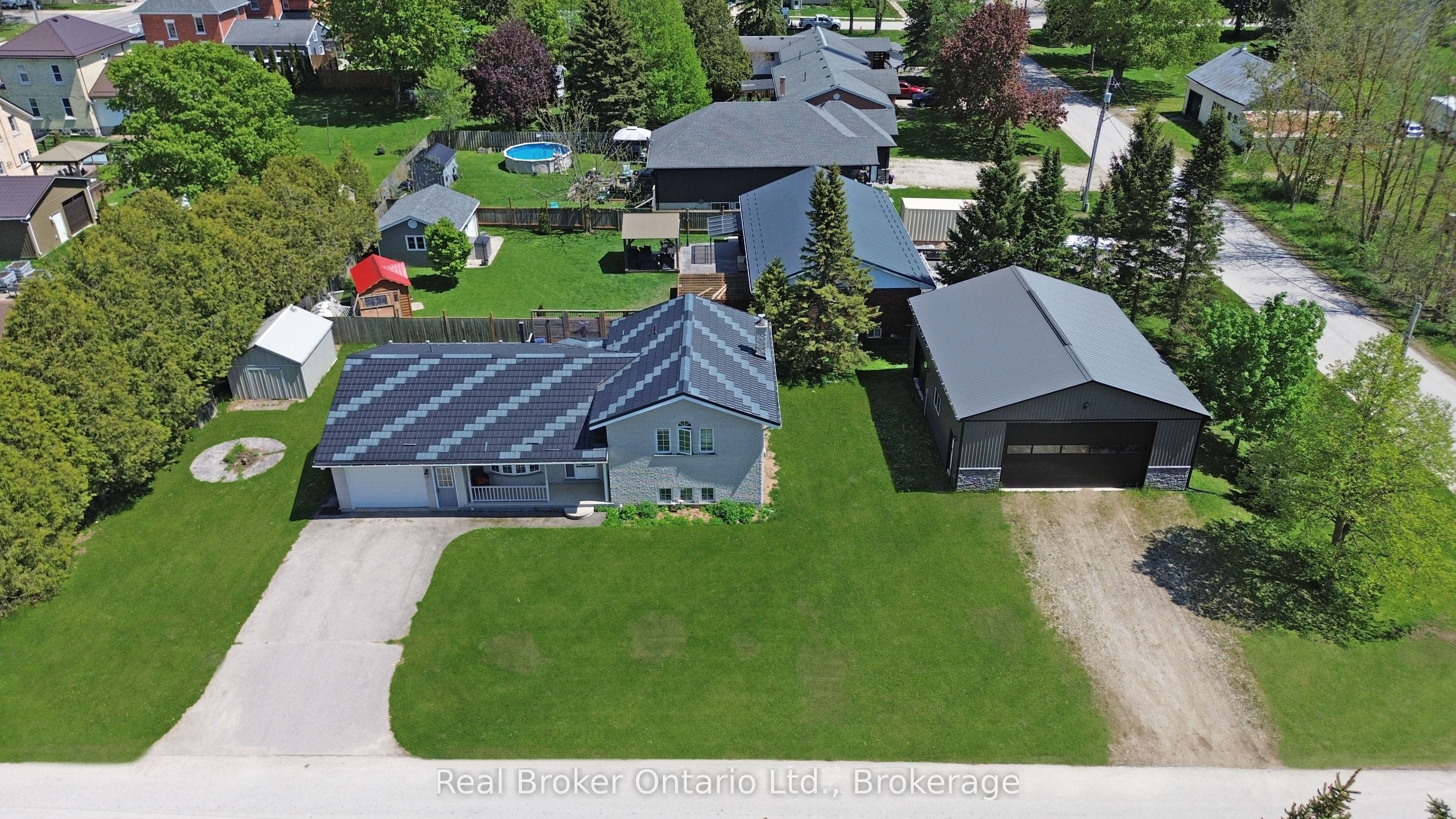 11 James Street in Minto, Ontario