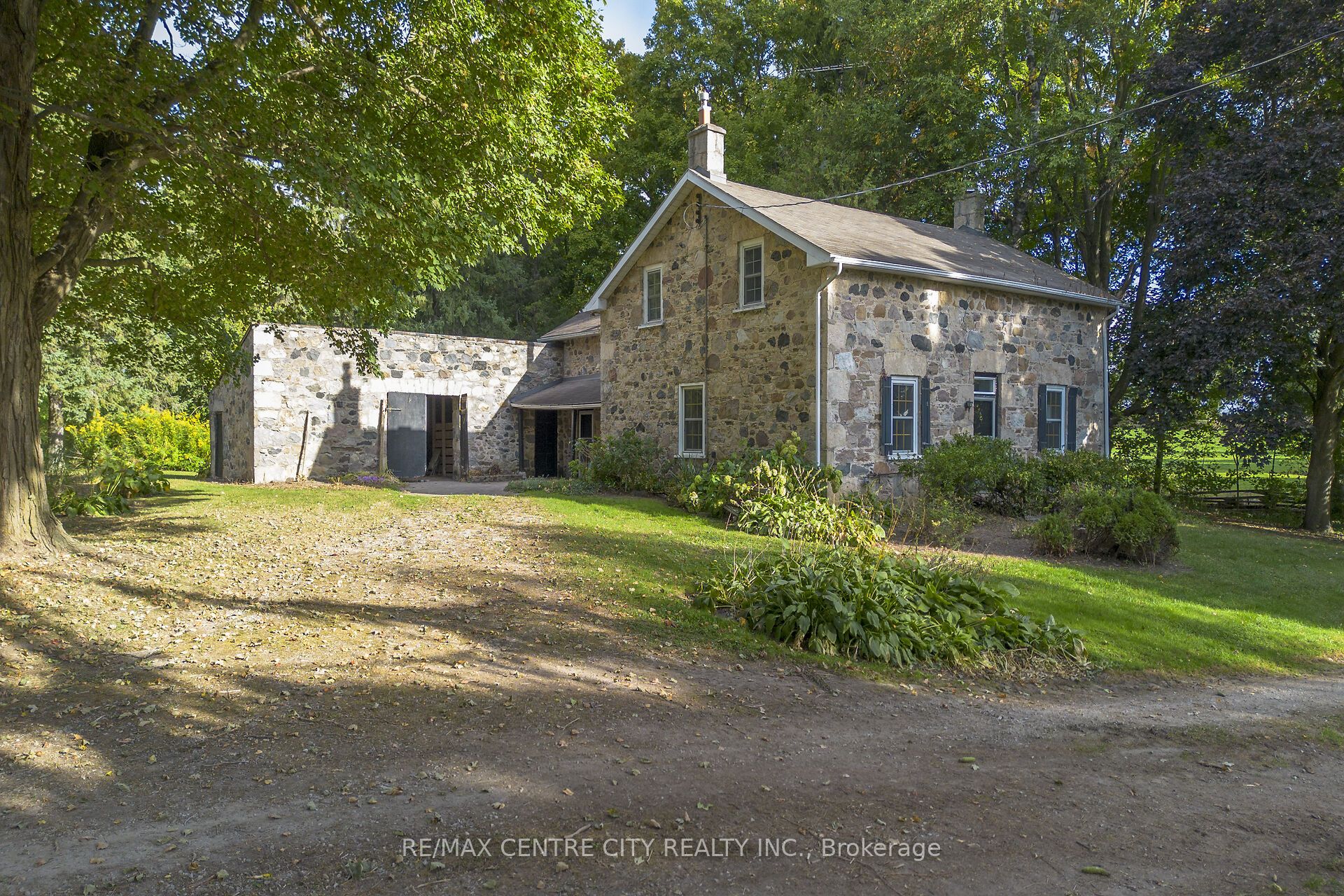 5512 Township Rd 3 in Guelph/Eramosa, Ontario