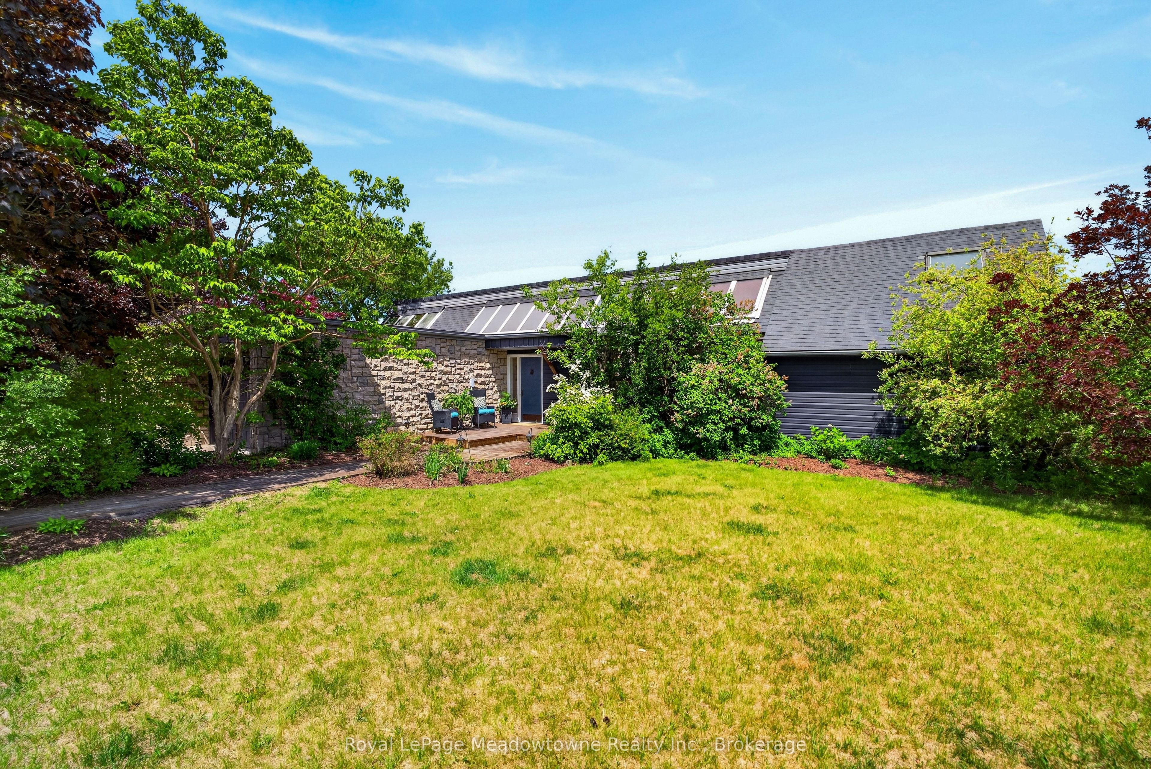 8122 Eramosa Garafraxa Townline in Centre Wellington, Ontario