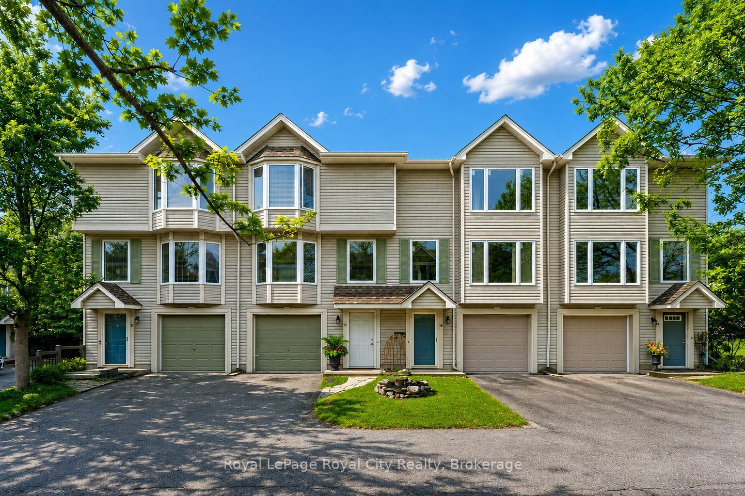 320 Alma Street in Guelph/Eramosa, Ontario