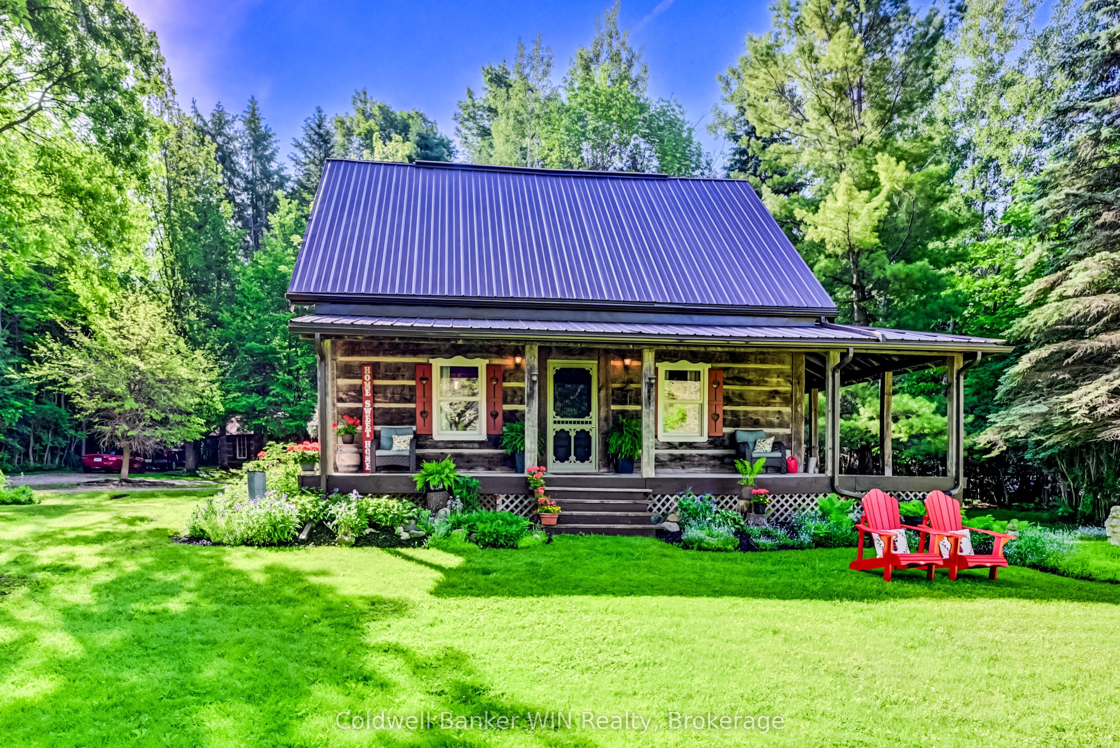 7341 Sideroad 12 in Mapleton, Ontario