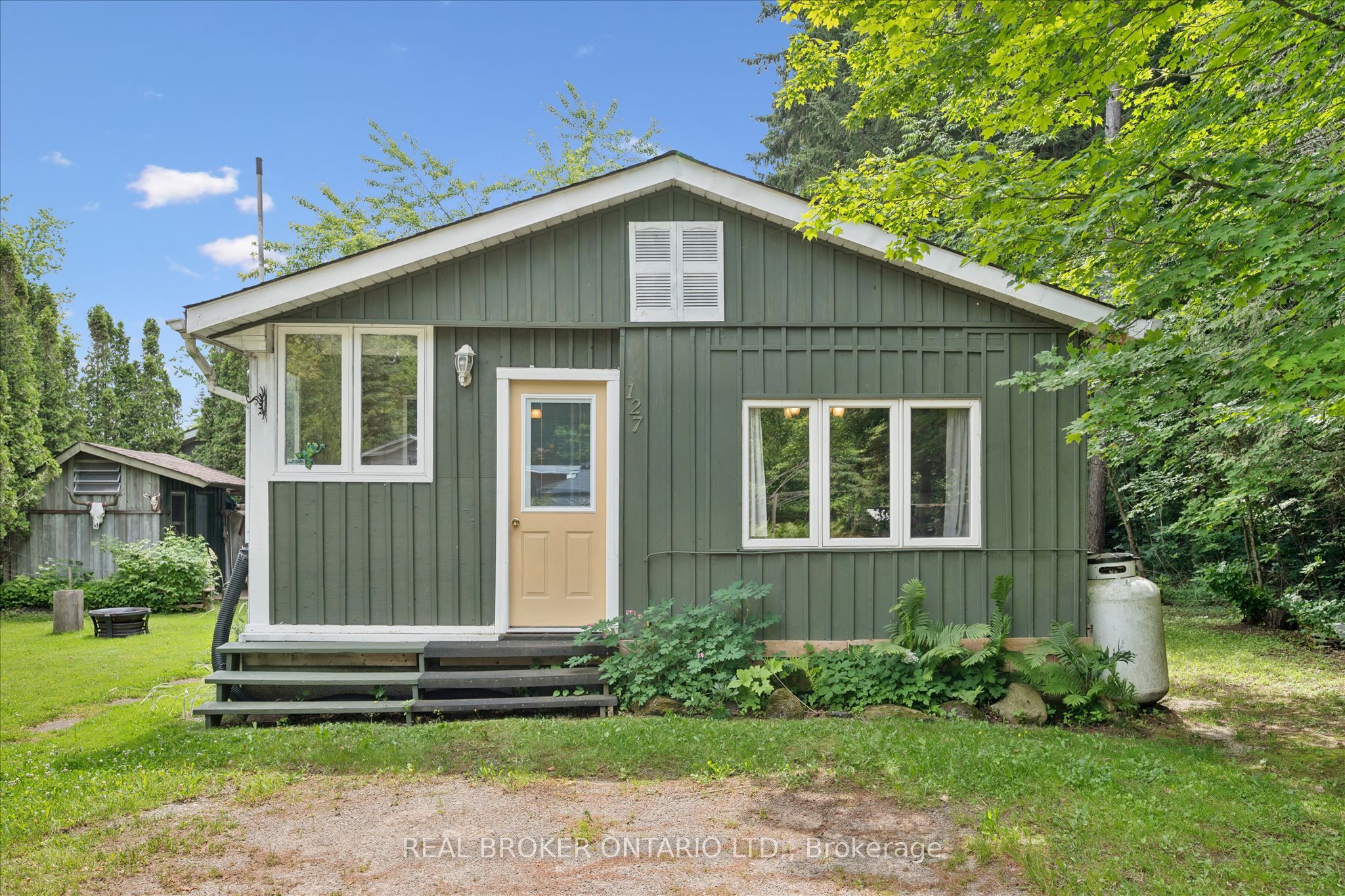 127 Cedar Crescent in Centre Wellington, Ontario
