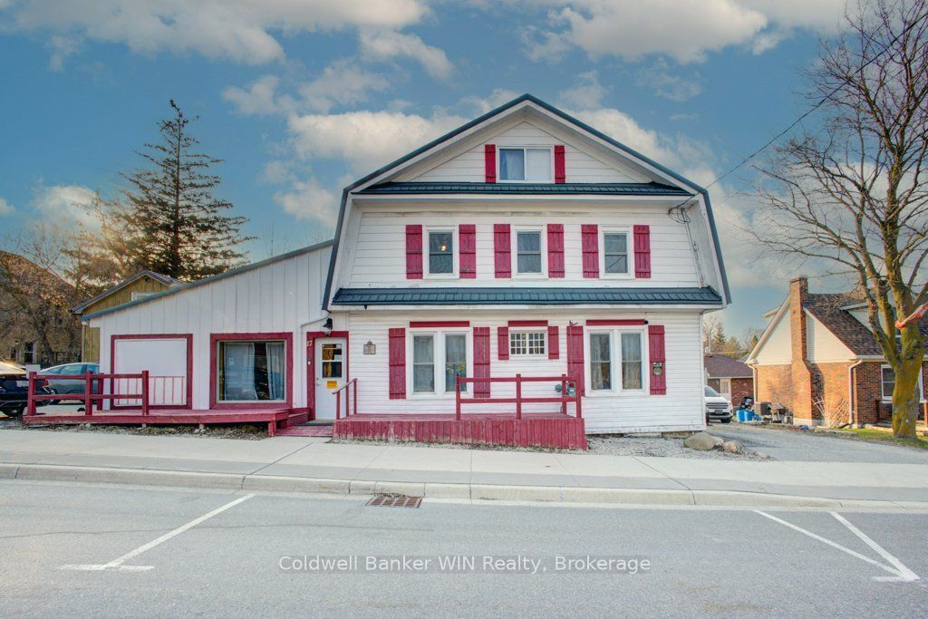 17 Arthur Street in Minto, Ontario