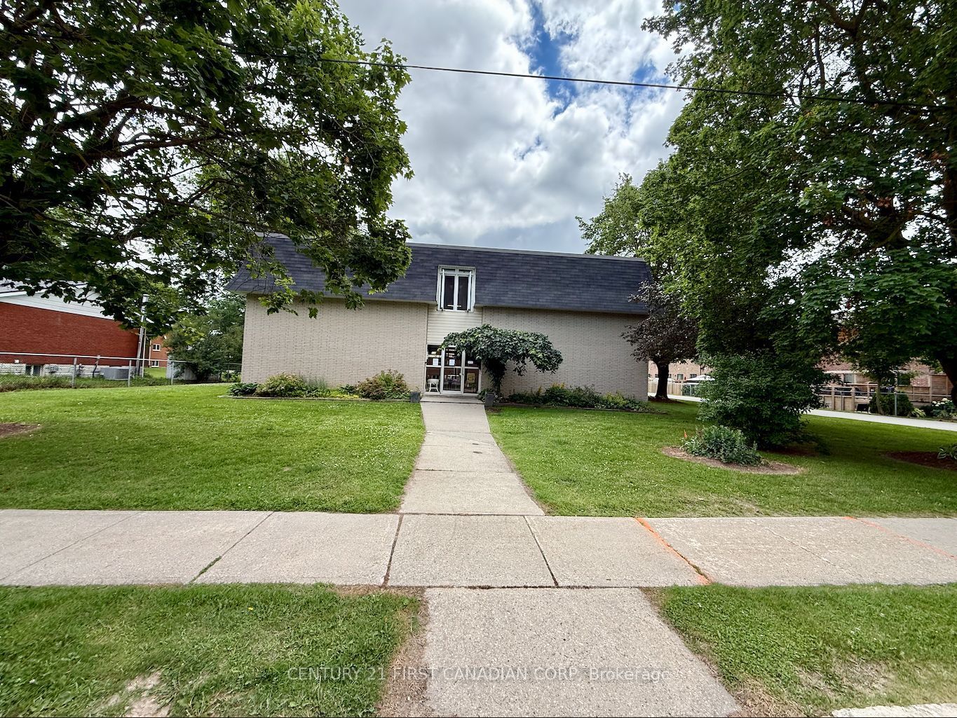 118 Preston Street in Wellington North, Ontario