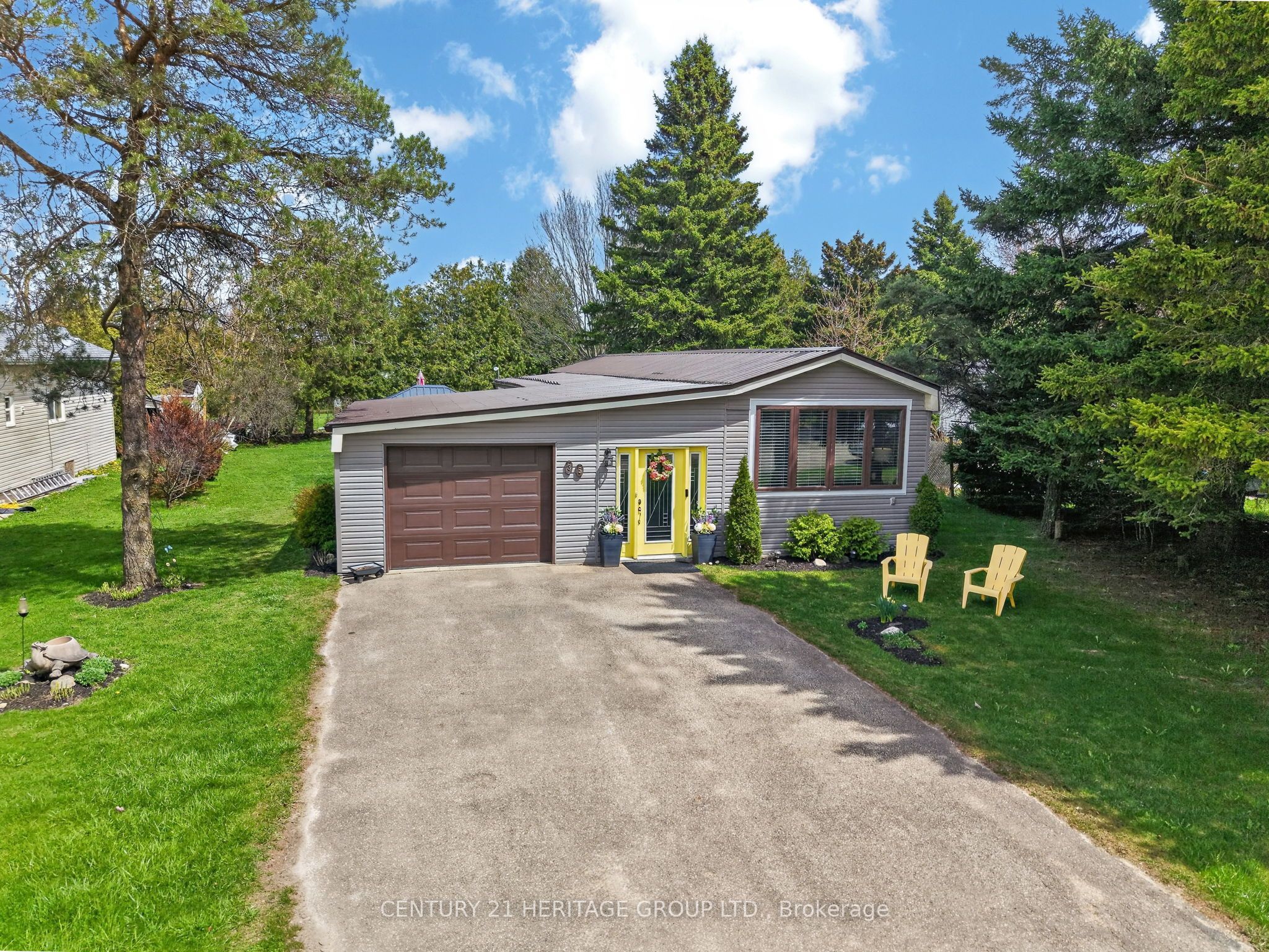 35 Fourth Avenue in Wellington North, Ontario