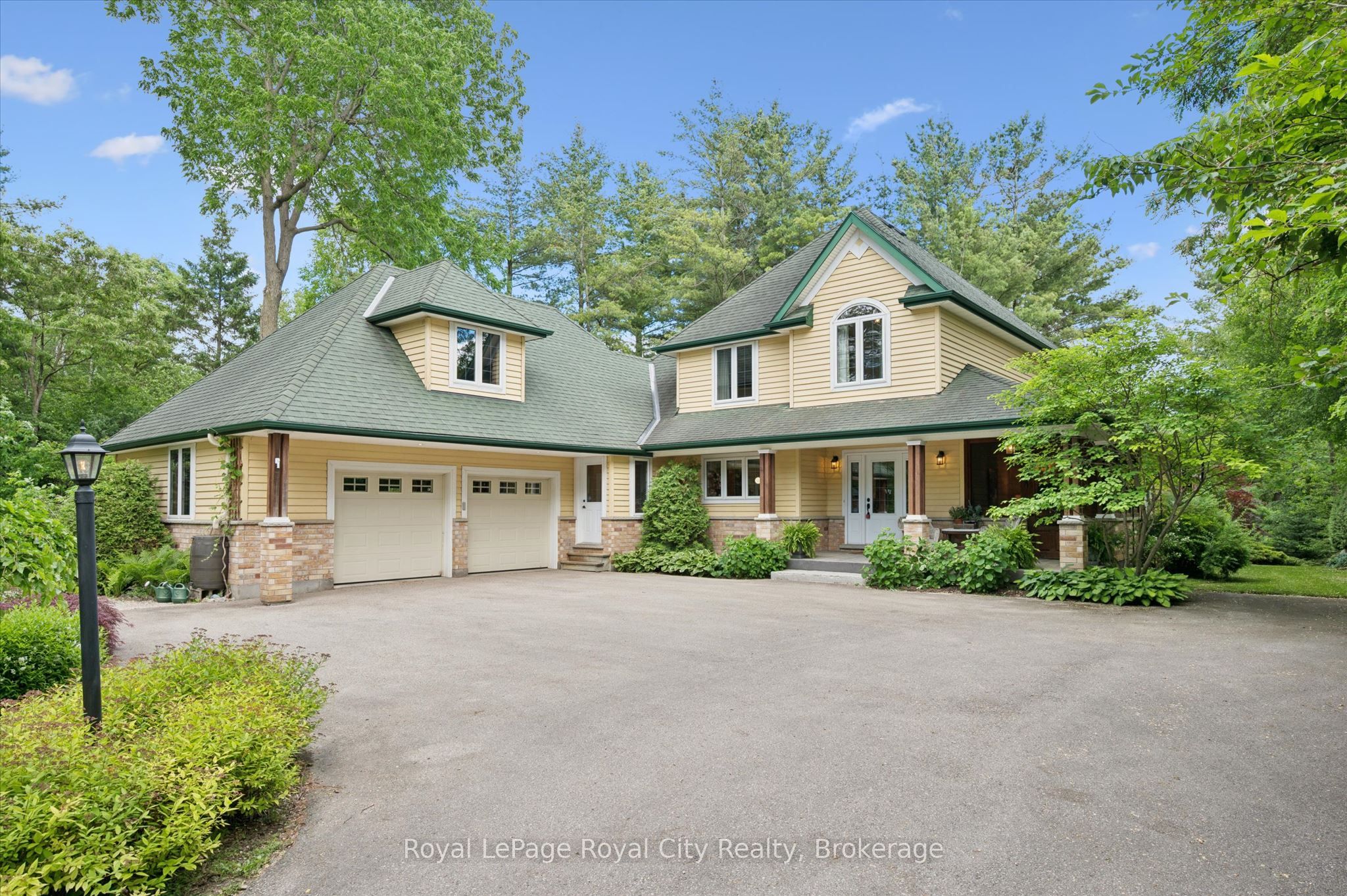 135 Hume Road in Puslinch, Ontario
