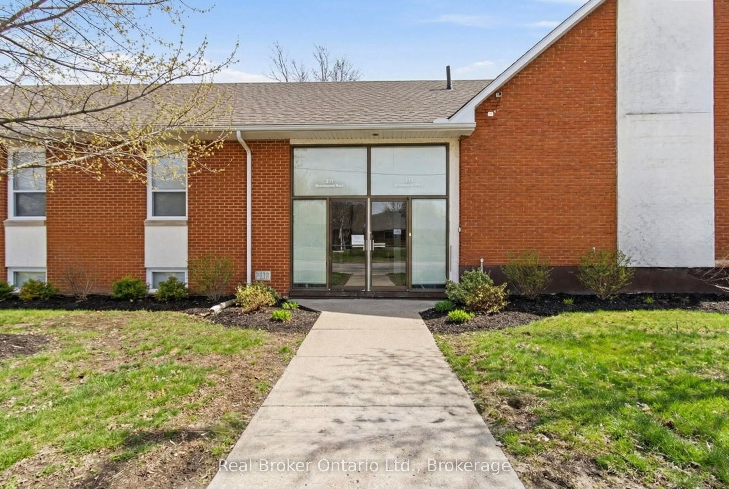211 Birmingham Street in Wellington North, Ontario