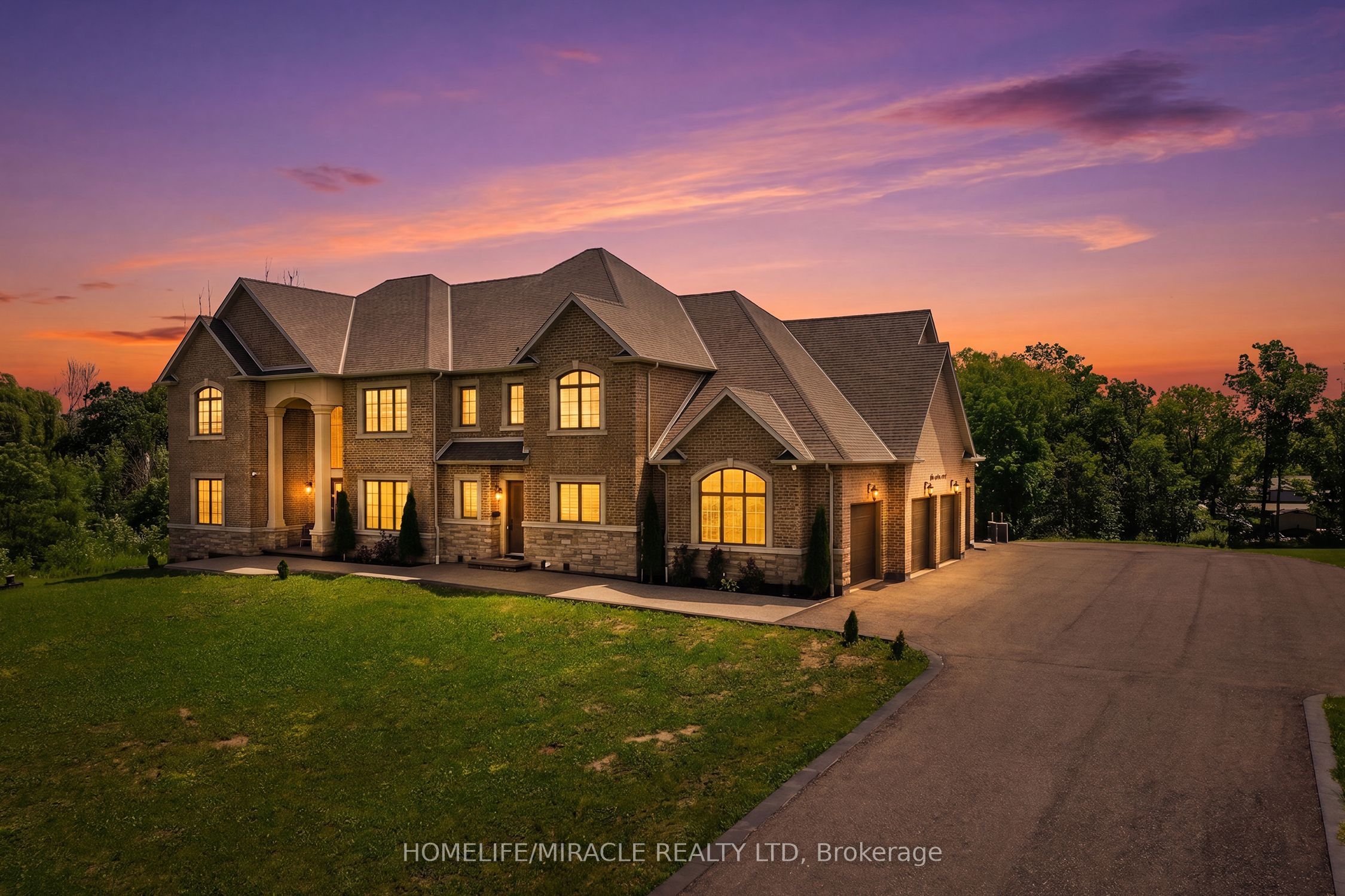 105 Perryman Court in Erin, Ontario