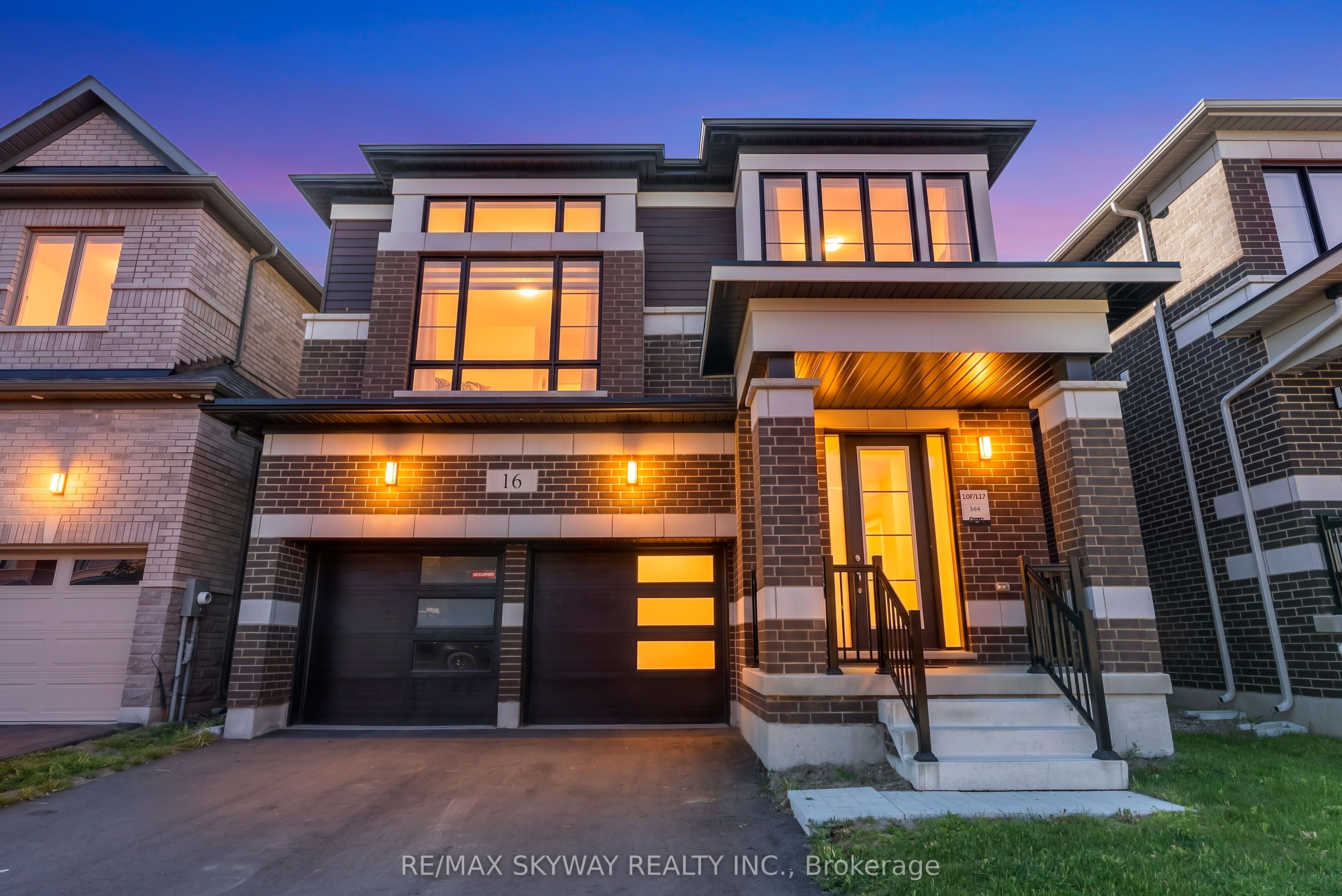 16 Tyler Avenue in Erin, Ontario