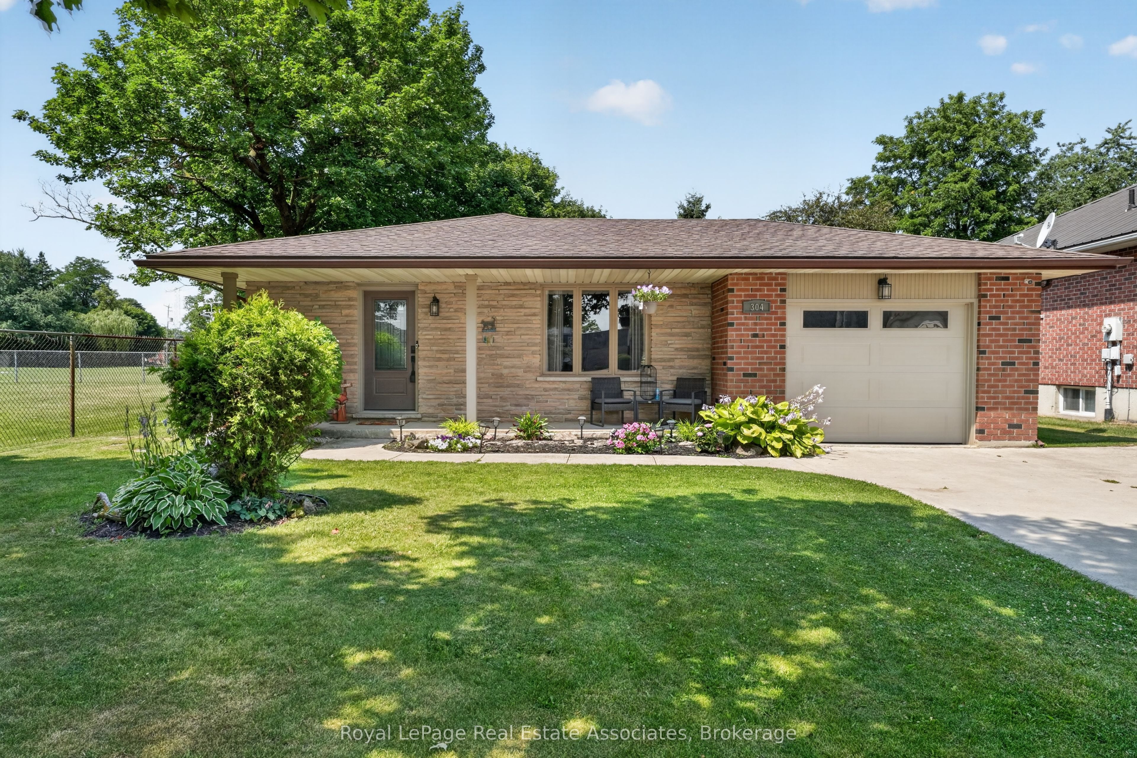 304 ELIZA Street in Wellington North, Ontario