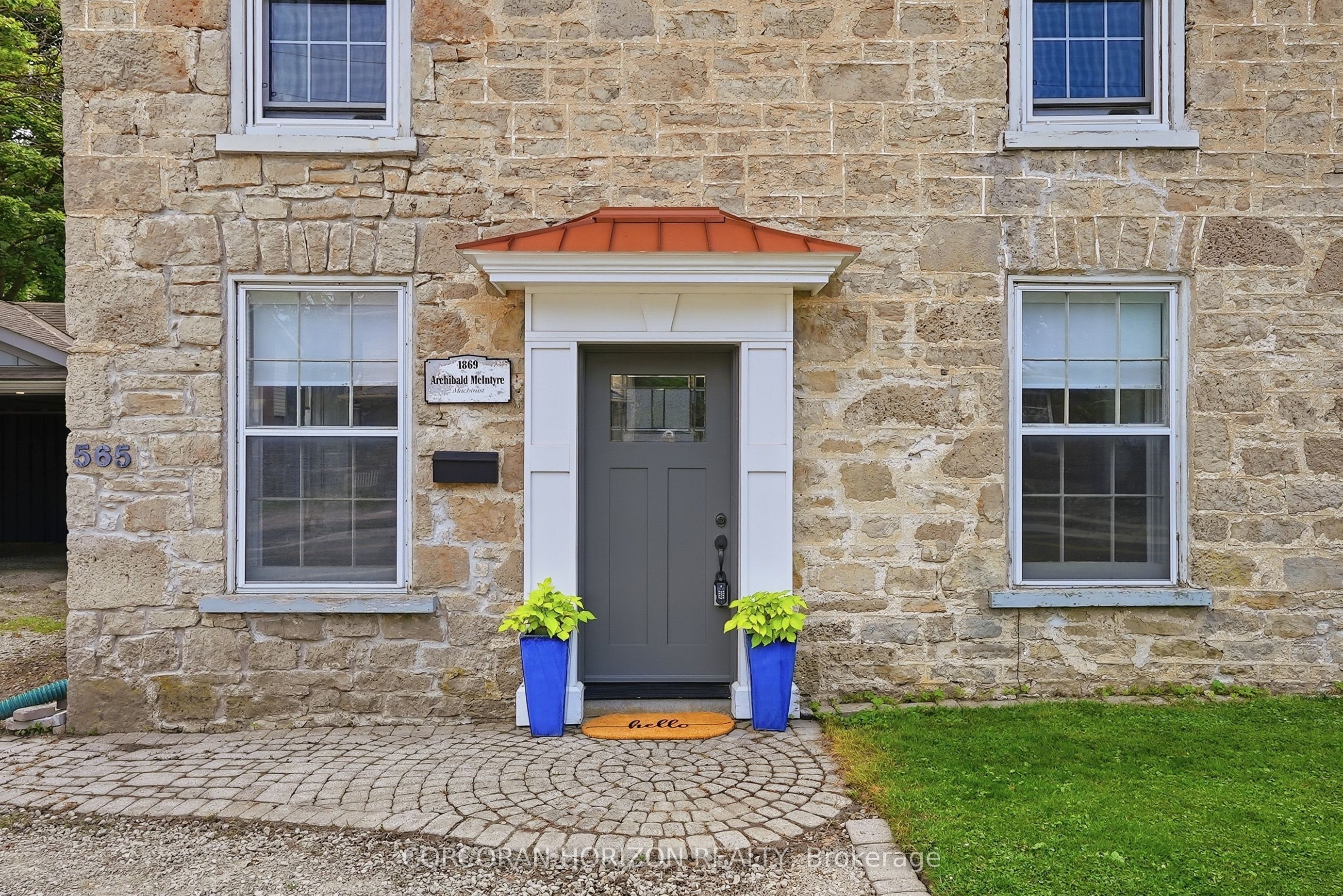 565 St David Street in Centre Wellington, Ontario
