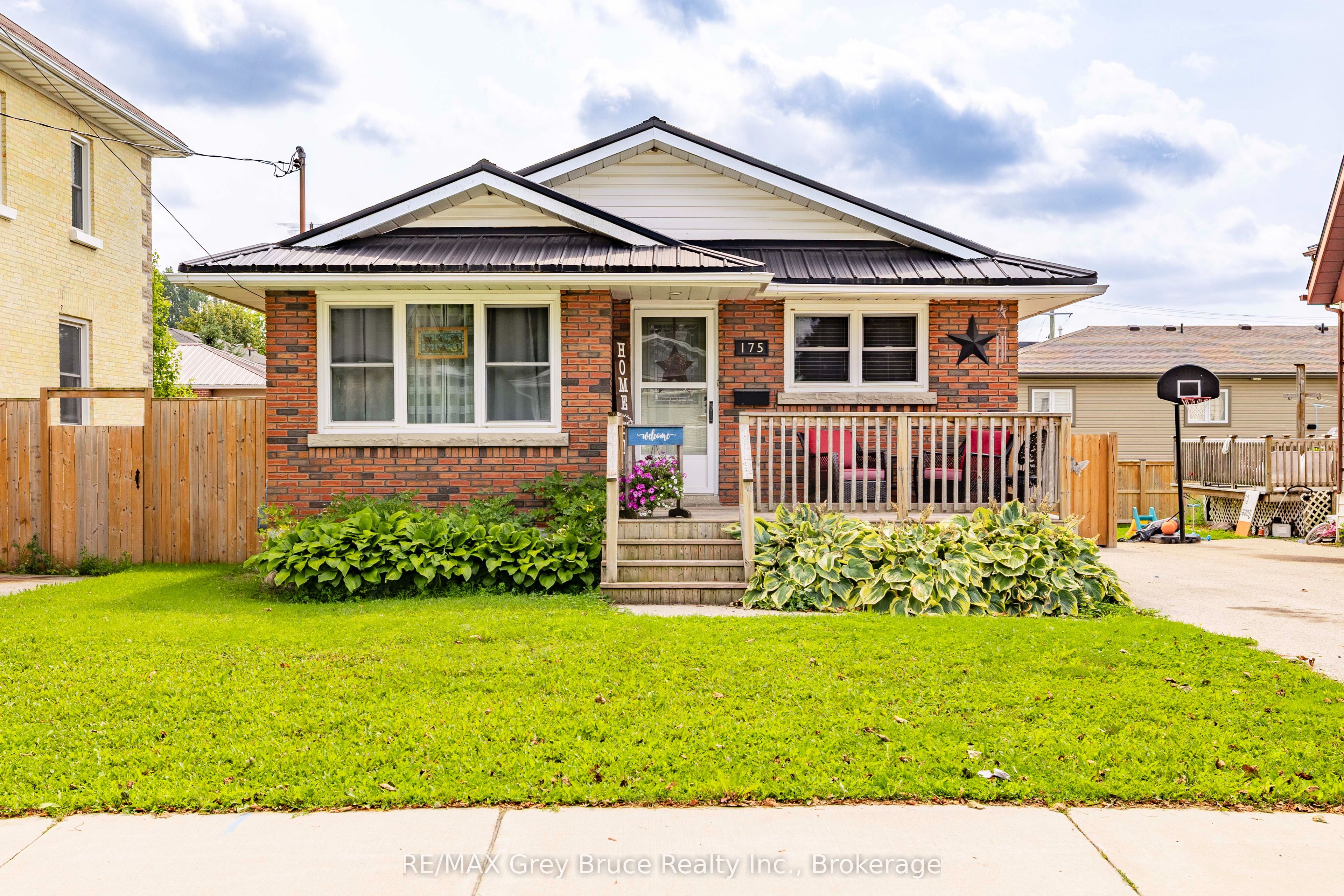 175 Fergus Street in Wellington North, Ontario