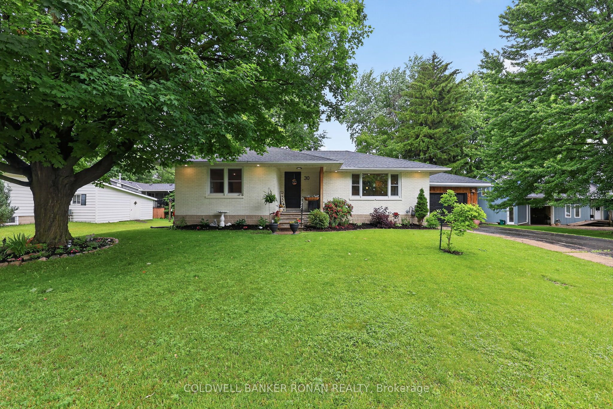 30 King Street in Minto, Ontario