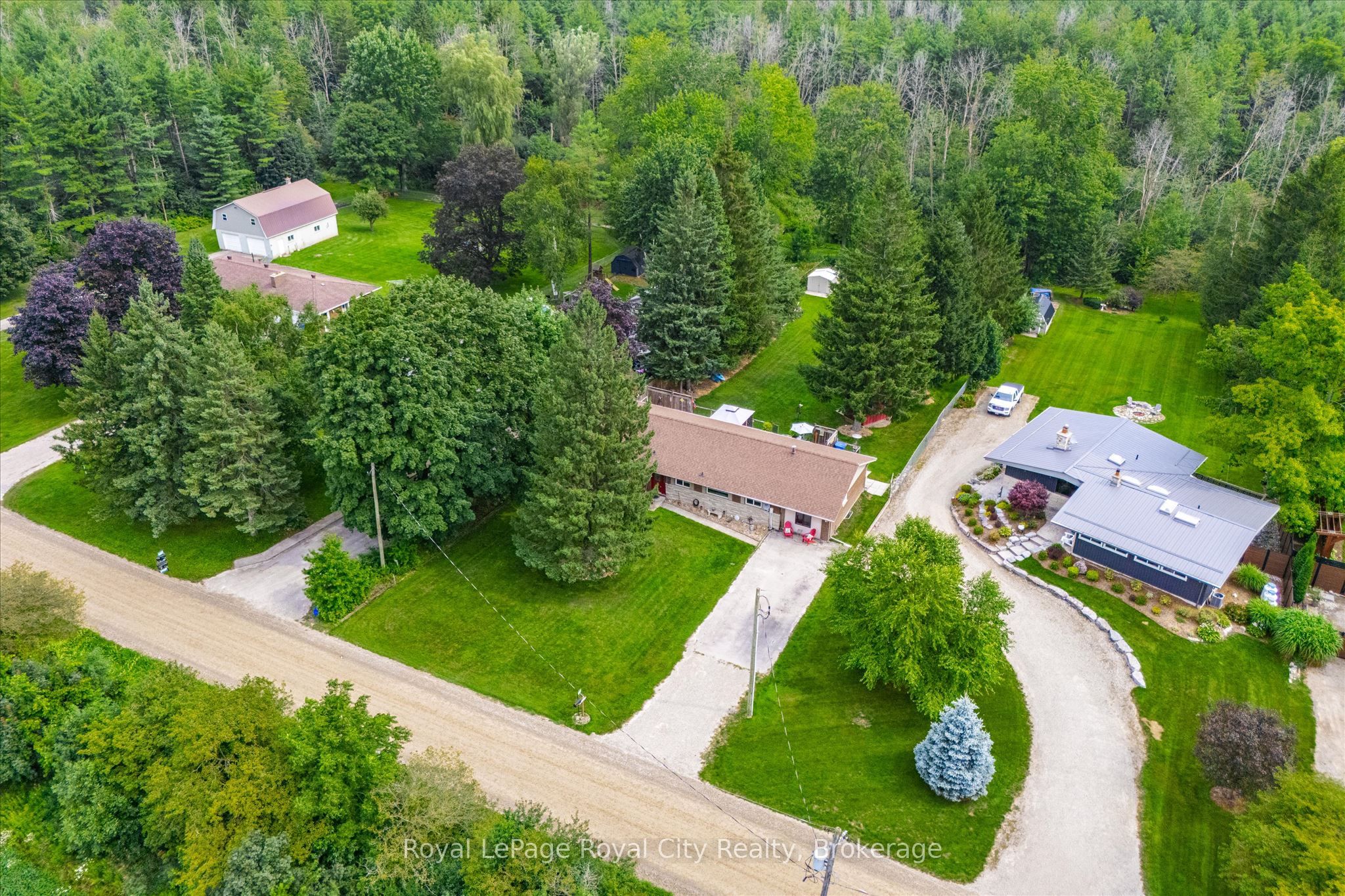 6167 Guelph Street in Centre Wellington, Ontario