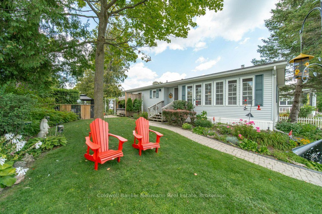 41 Trillium Beach Drive Pvt Drive in Puslinch, Ontario