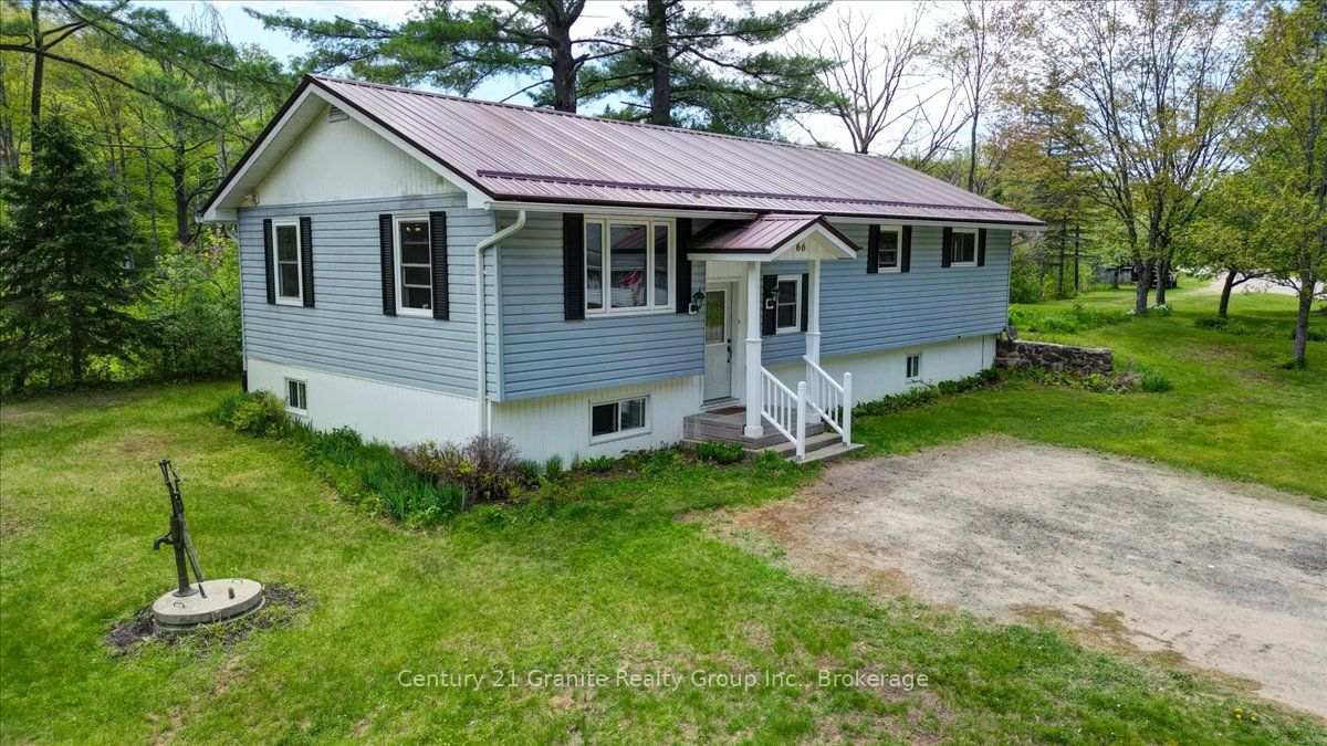 66 Hastings Street in Bancroft, Ontario