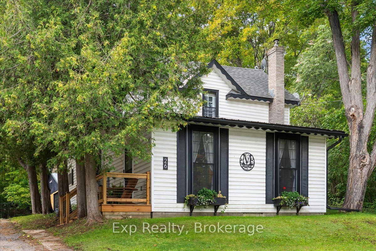 26 Sherbourne Street in Bancroft, Ontario