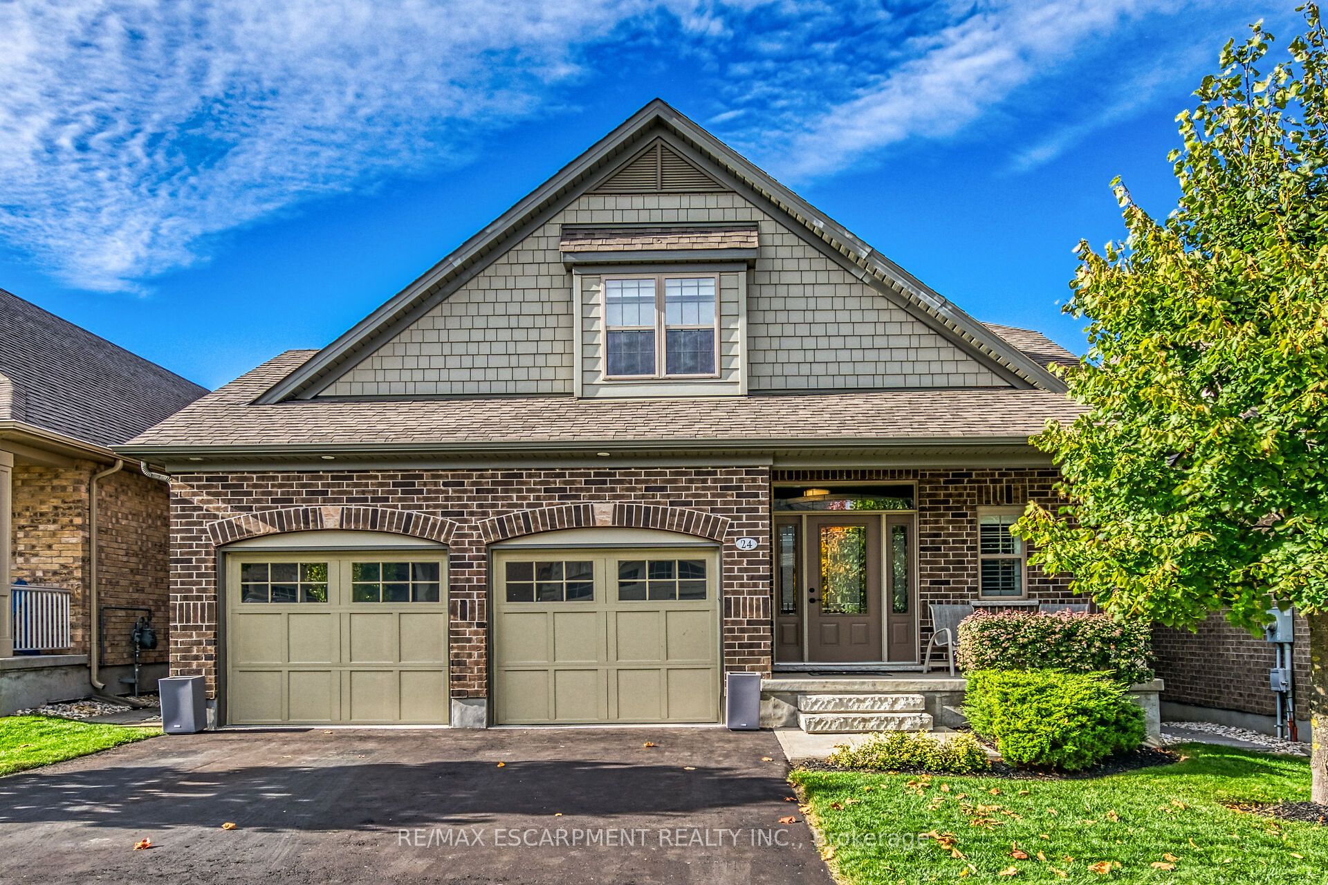 24 CHESTNUT Drive in Guelph/Eramosa, Ontario