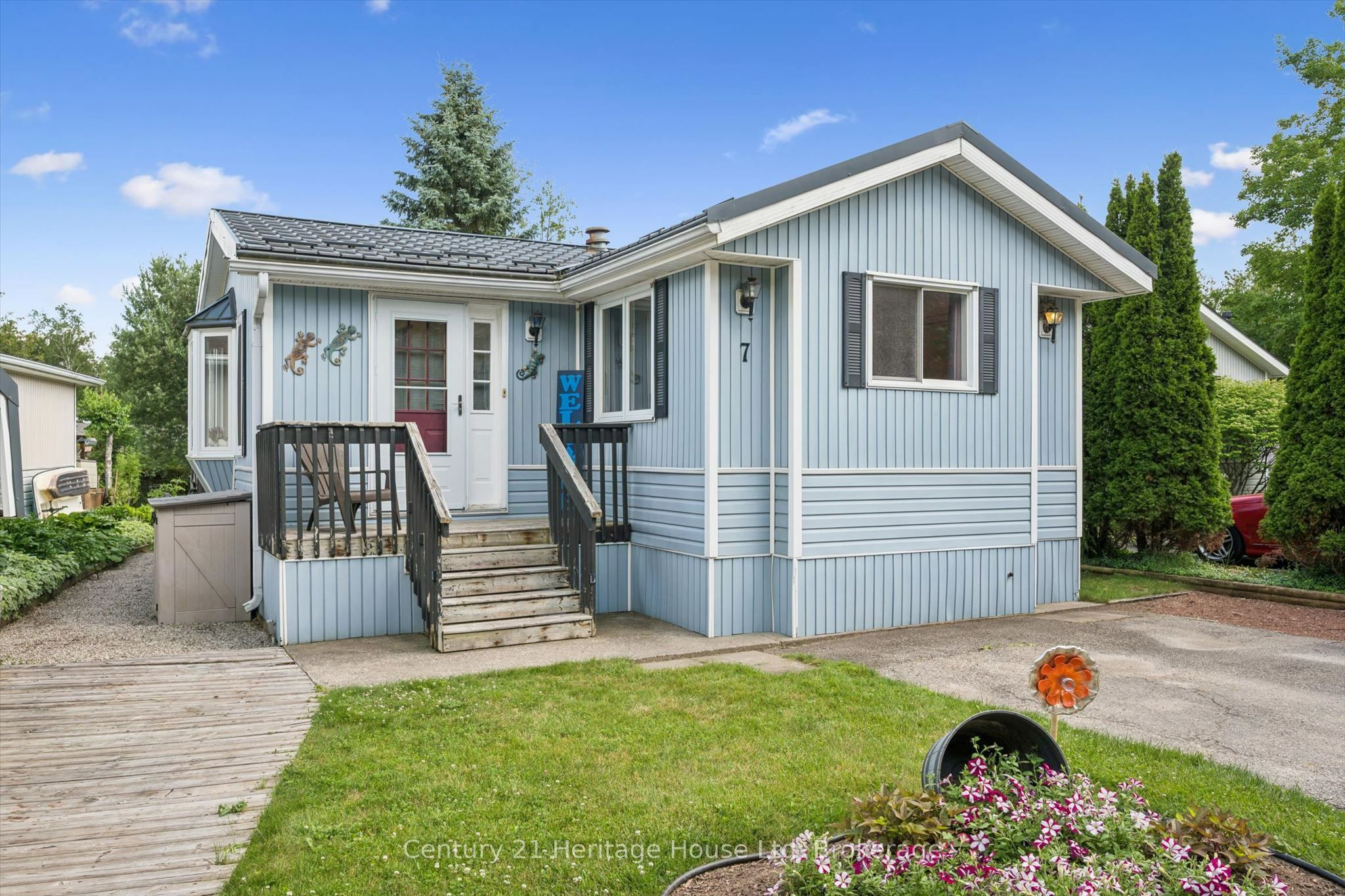 7 Millcreek Road in Puslinch, Ontario