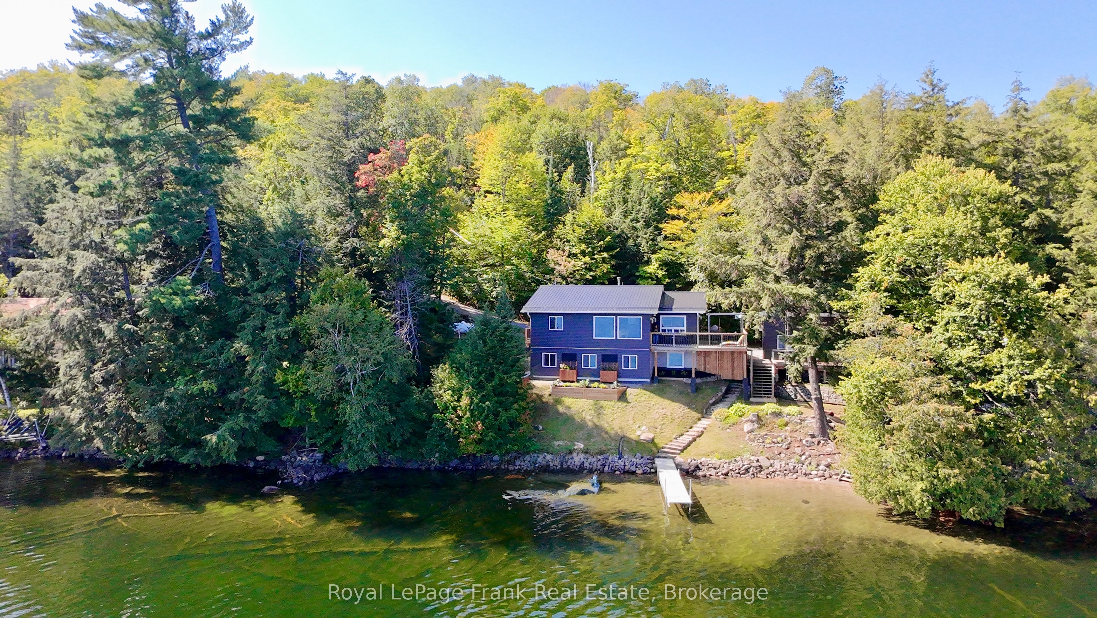 1758 Papineau Lake Road in Hastings Highlands, Ontario