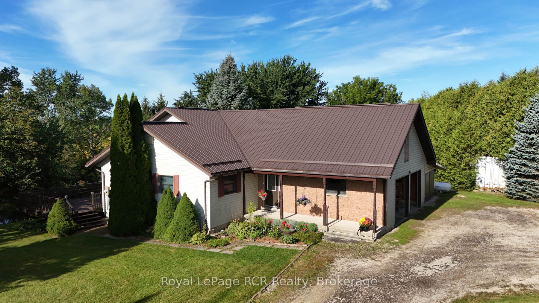 9870 Creek Road in Minto, Ontario