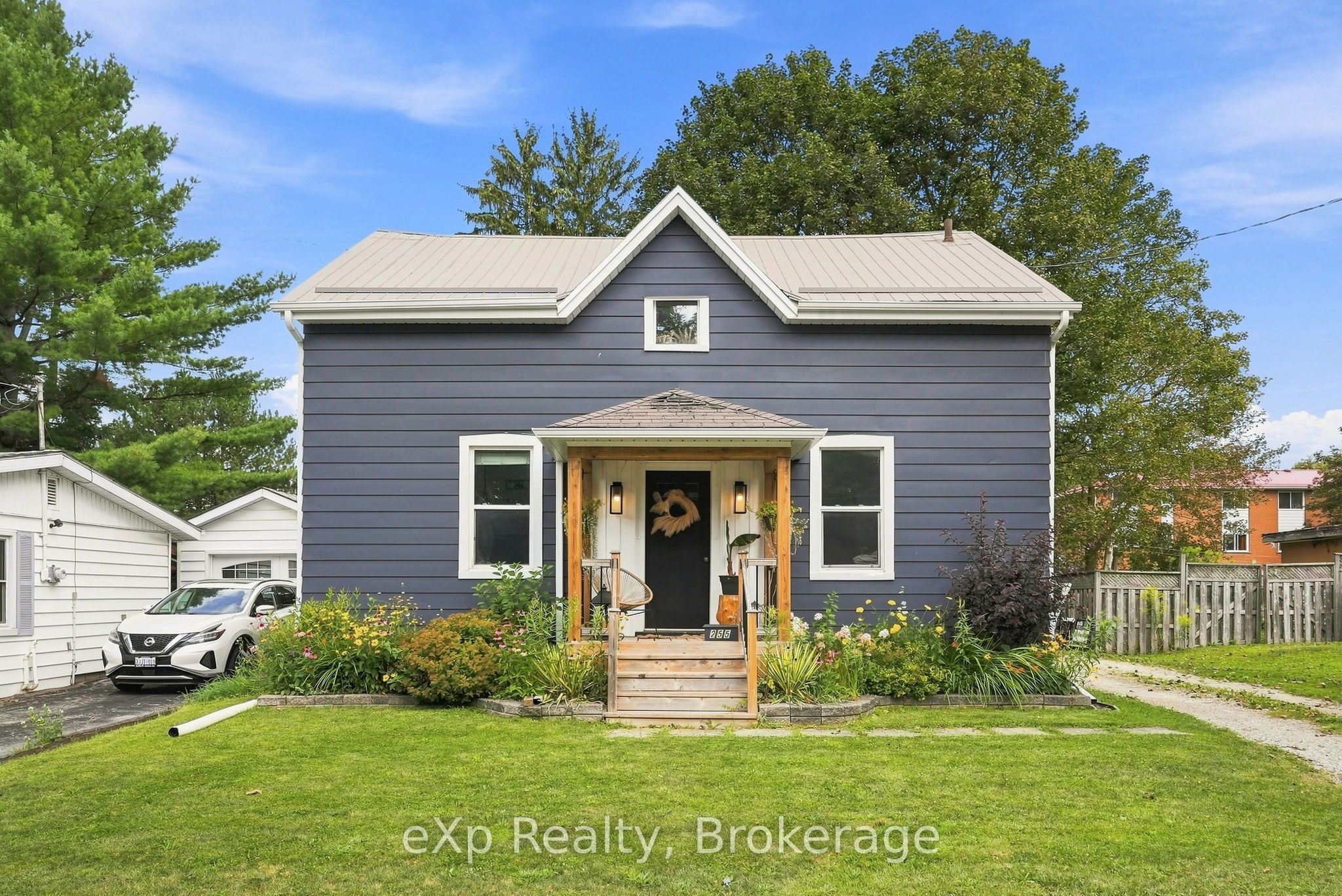 255 Waterloo Street in Wellington North, Ontario