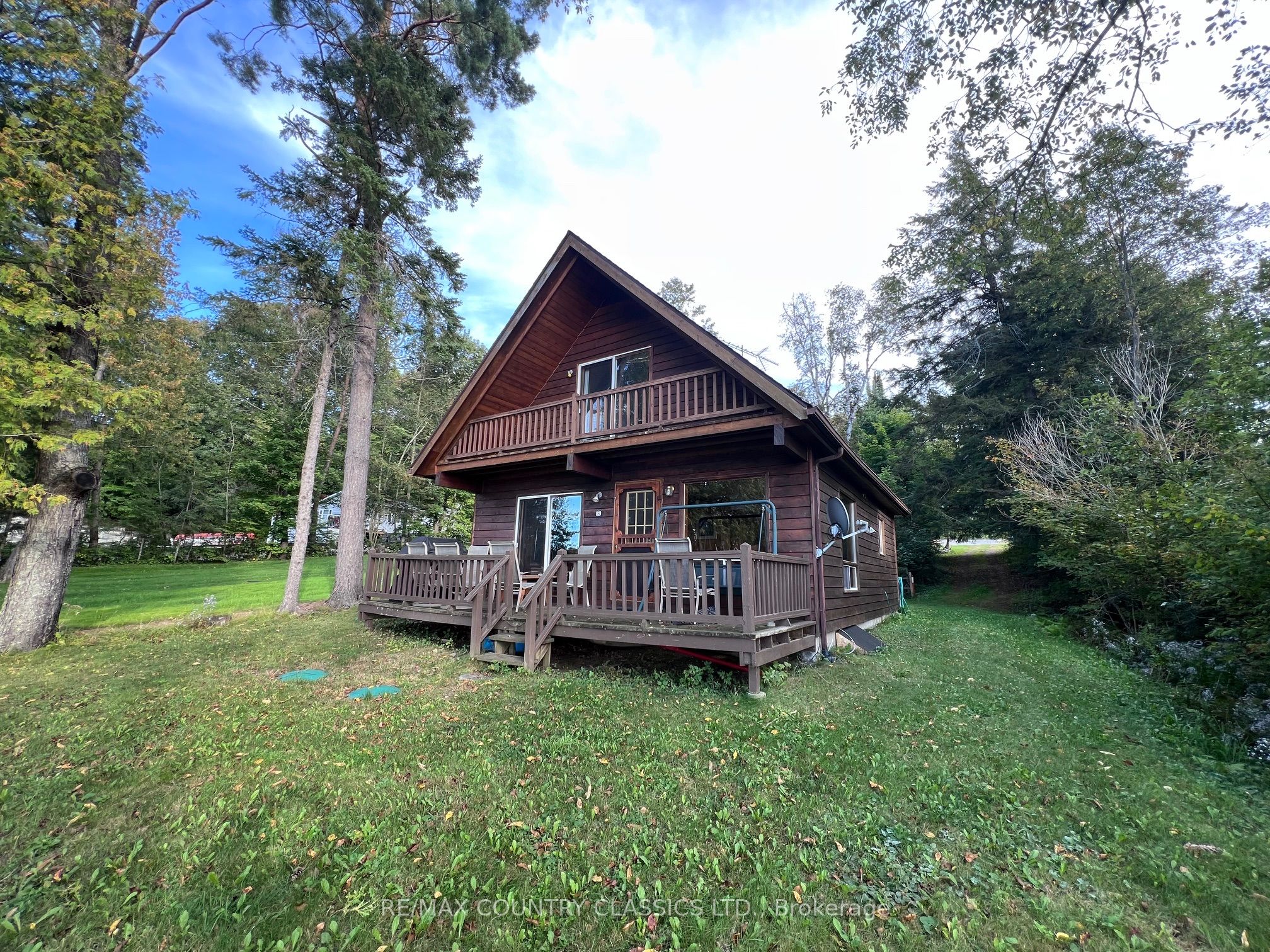 110 Village Street in Hastings Highlands, Ontario
