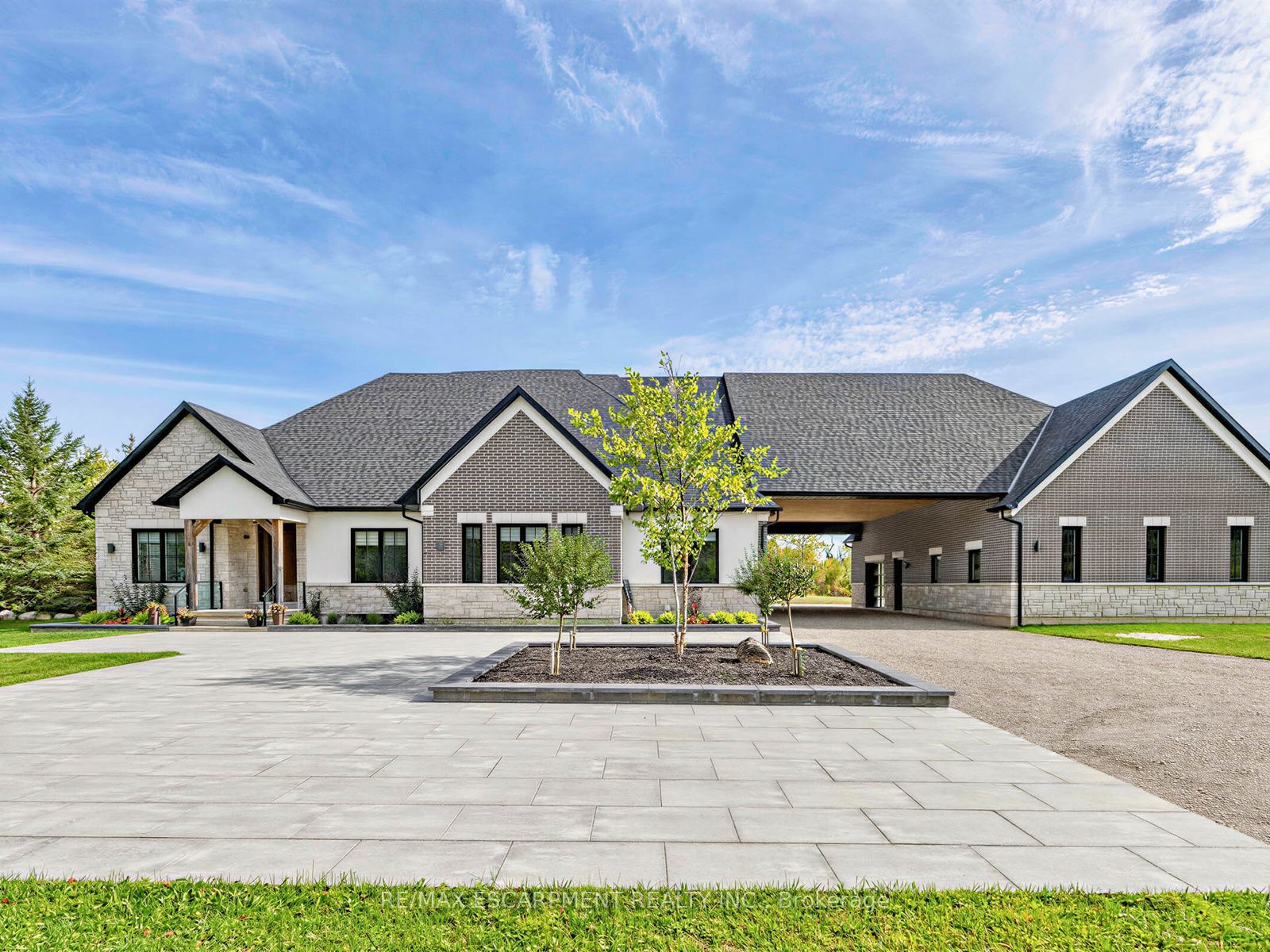 4143 Concession Rd 11 in Puslinch, Ontario