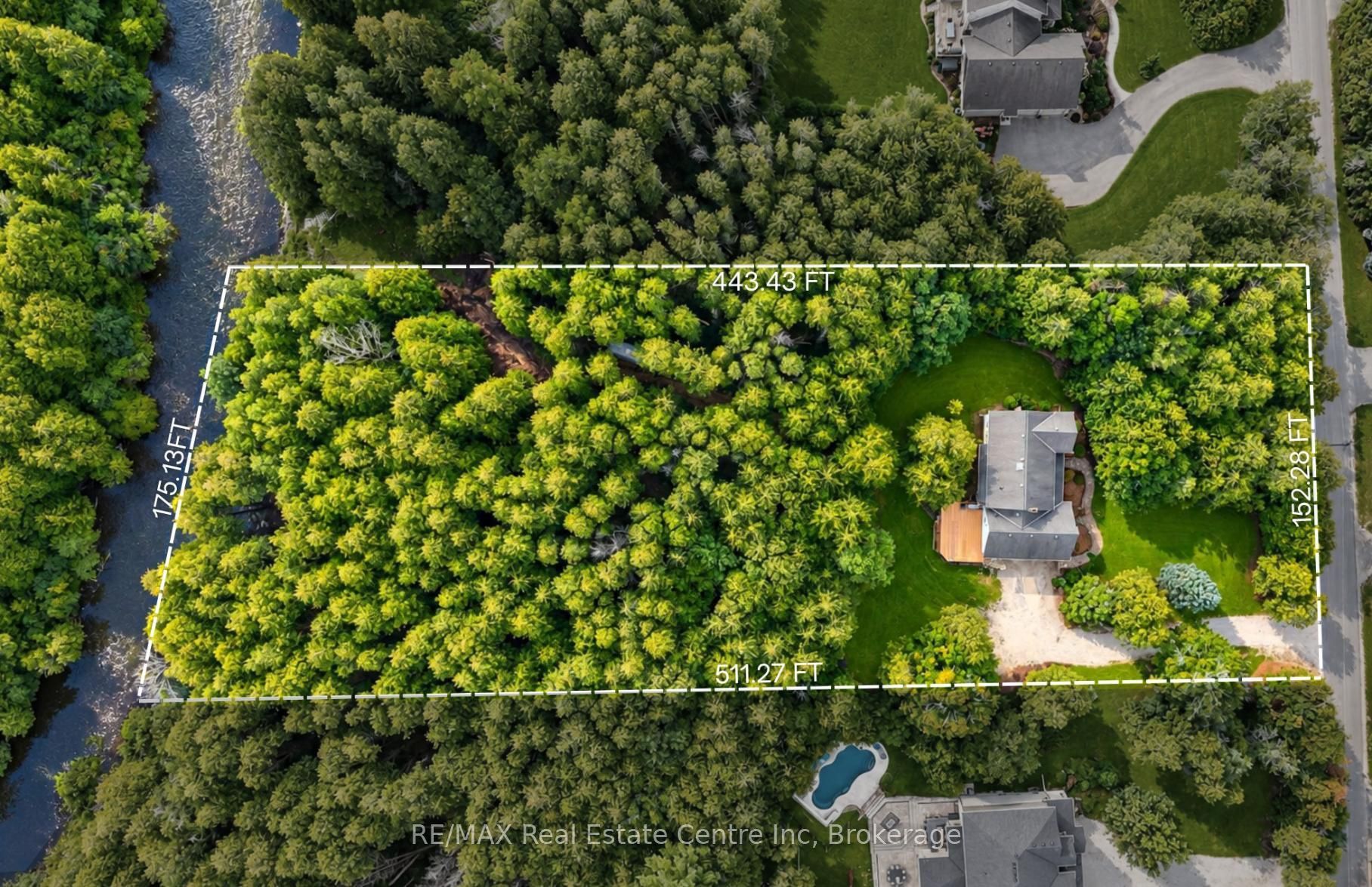 131 Cooks Mill Road in Puslinch, Ontario