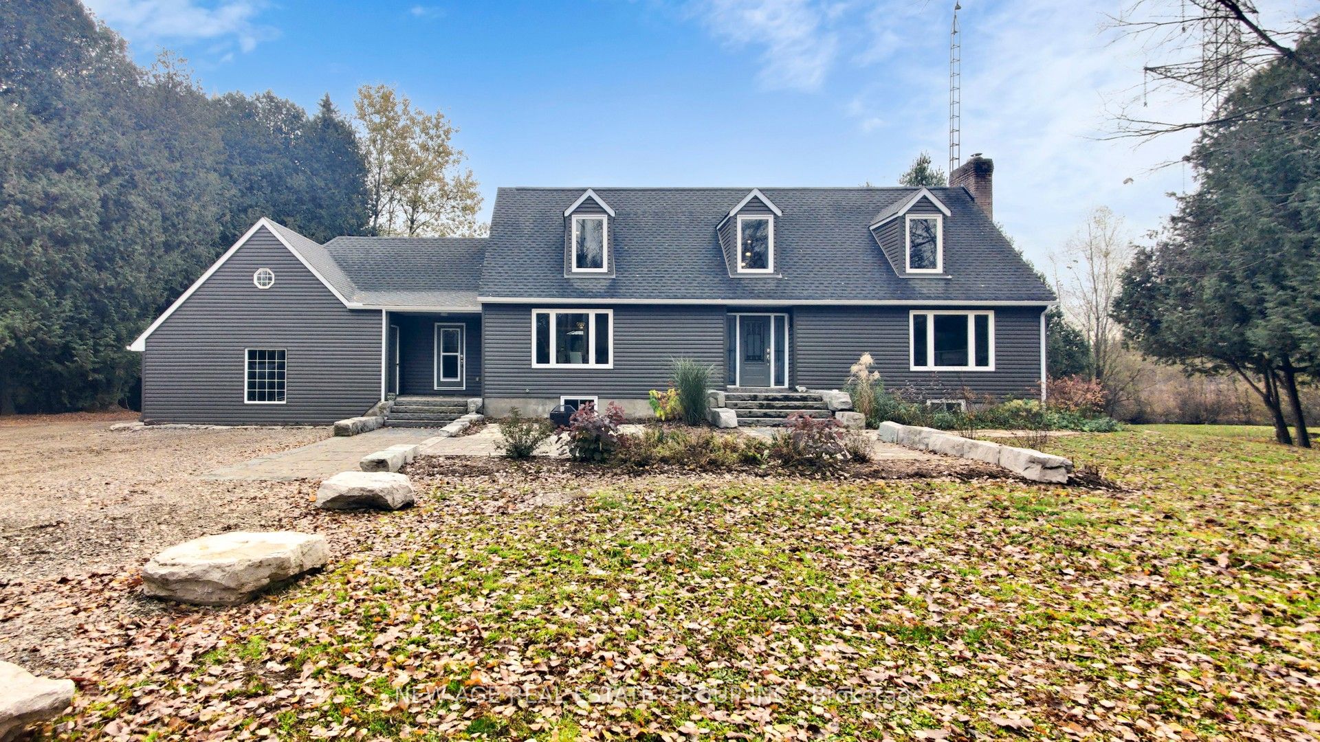 9045 Sideroad 17 in Erin, Ontario