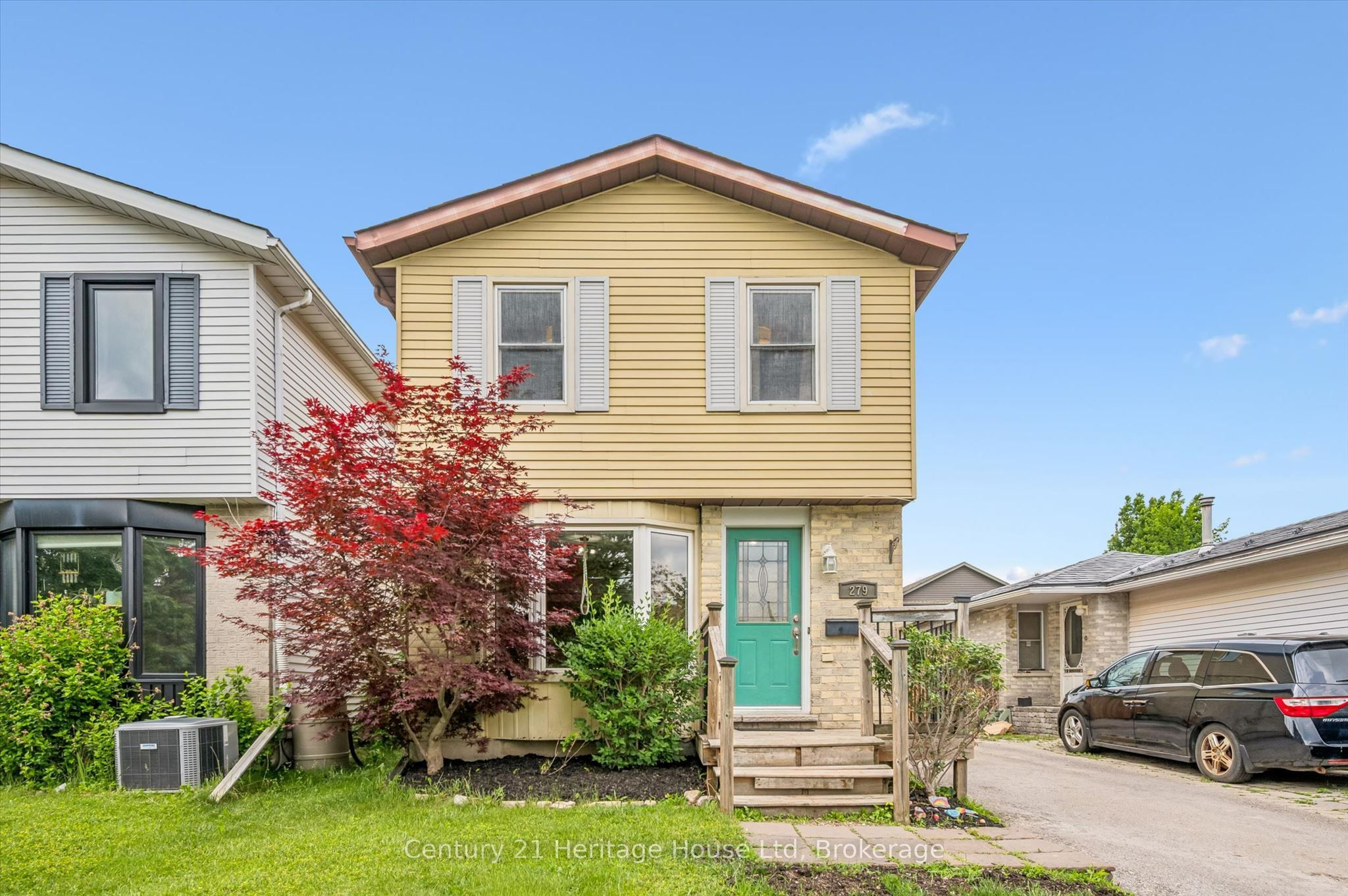 279 Strathallan Street in Centre Wellington, Ontario