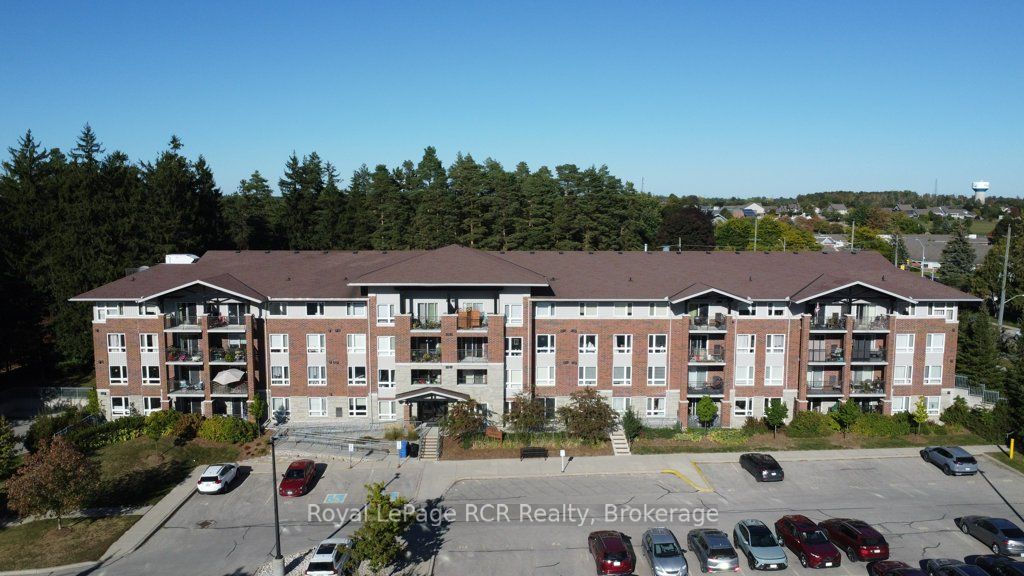 645 St David Street in Centre Wellington, Ontario