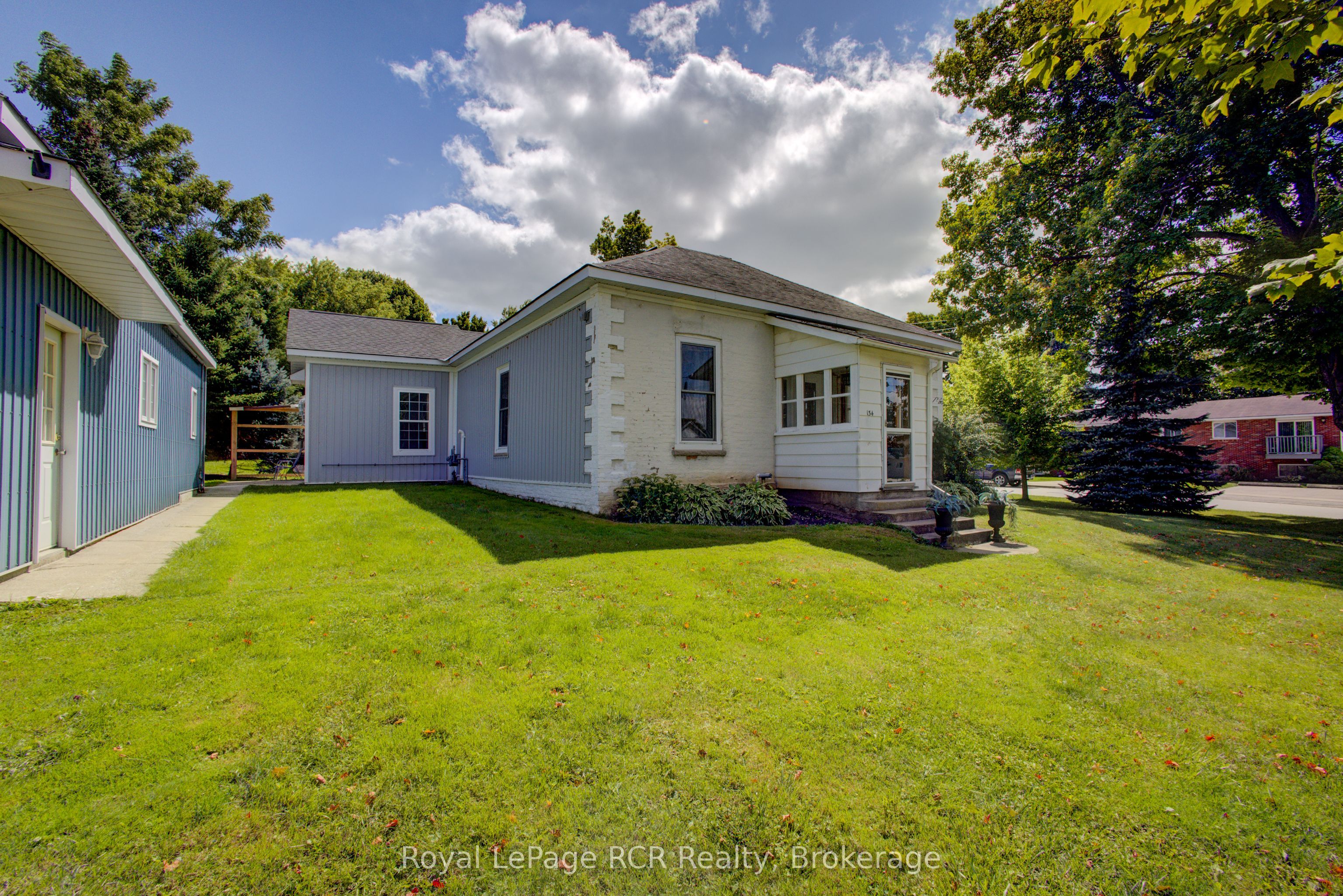 134 Frederick Street in Wellington North, Ontario