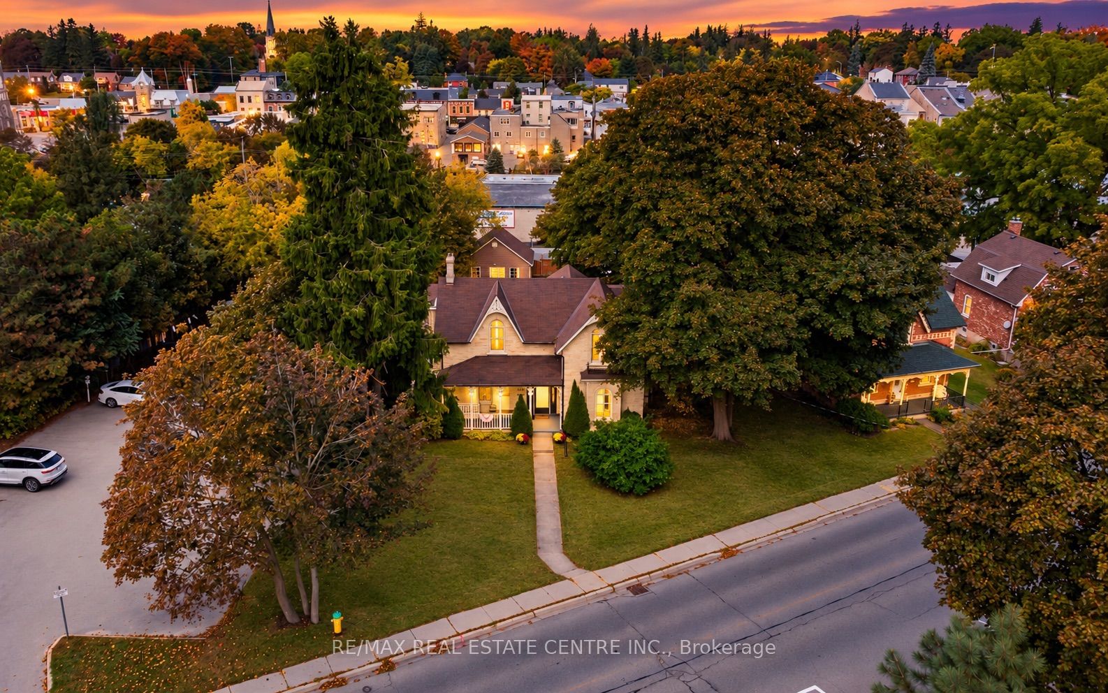 245 Bridge Street in Centre Wellington, Ontario