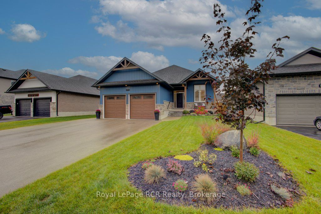 137 Walsh Street in Wellington North, Ontario