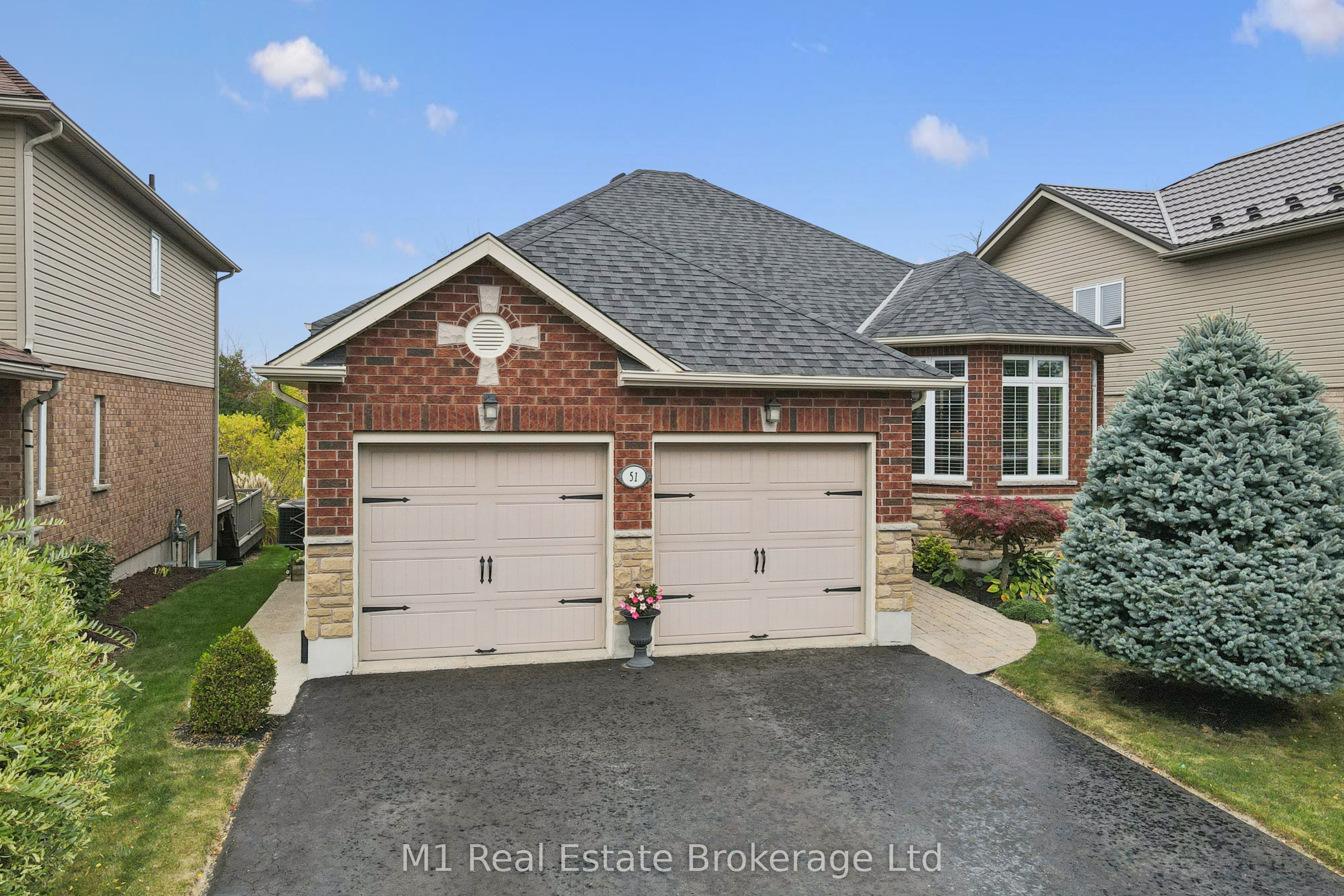 51 Mcgowan Street in Centre Wellington, Ontario