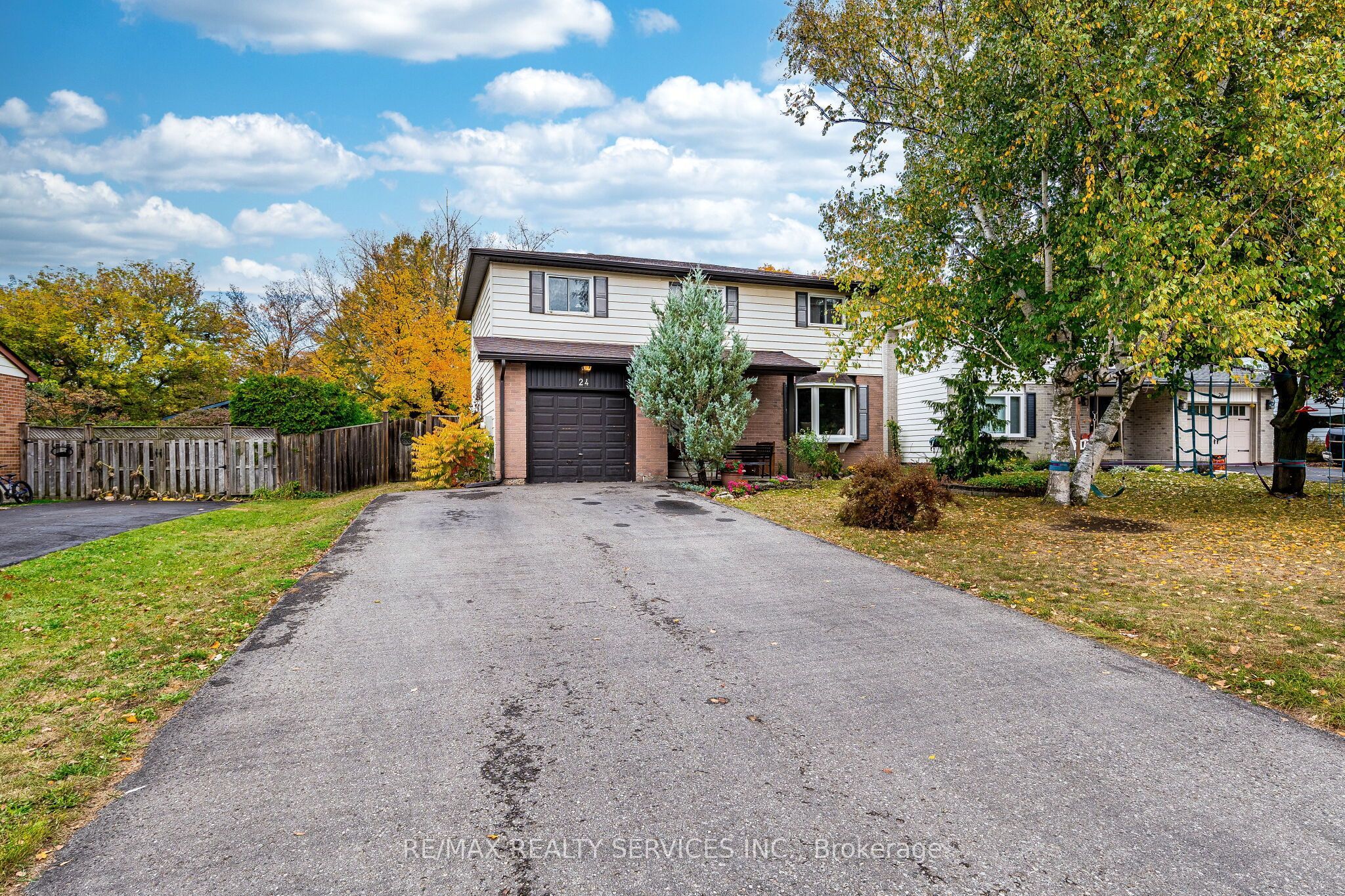 24 Carberry Road Street in Erin, Ontario