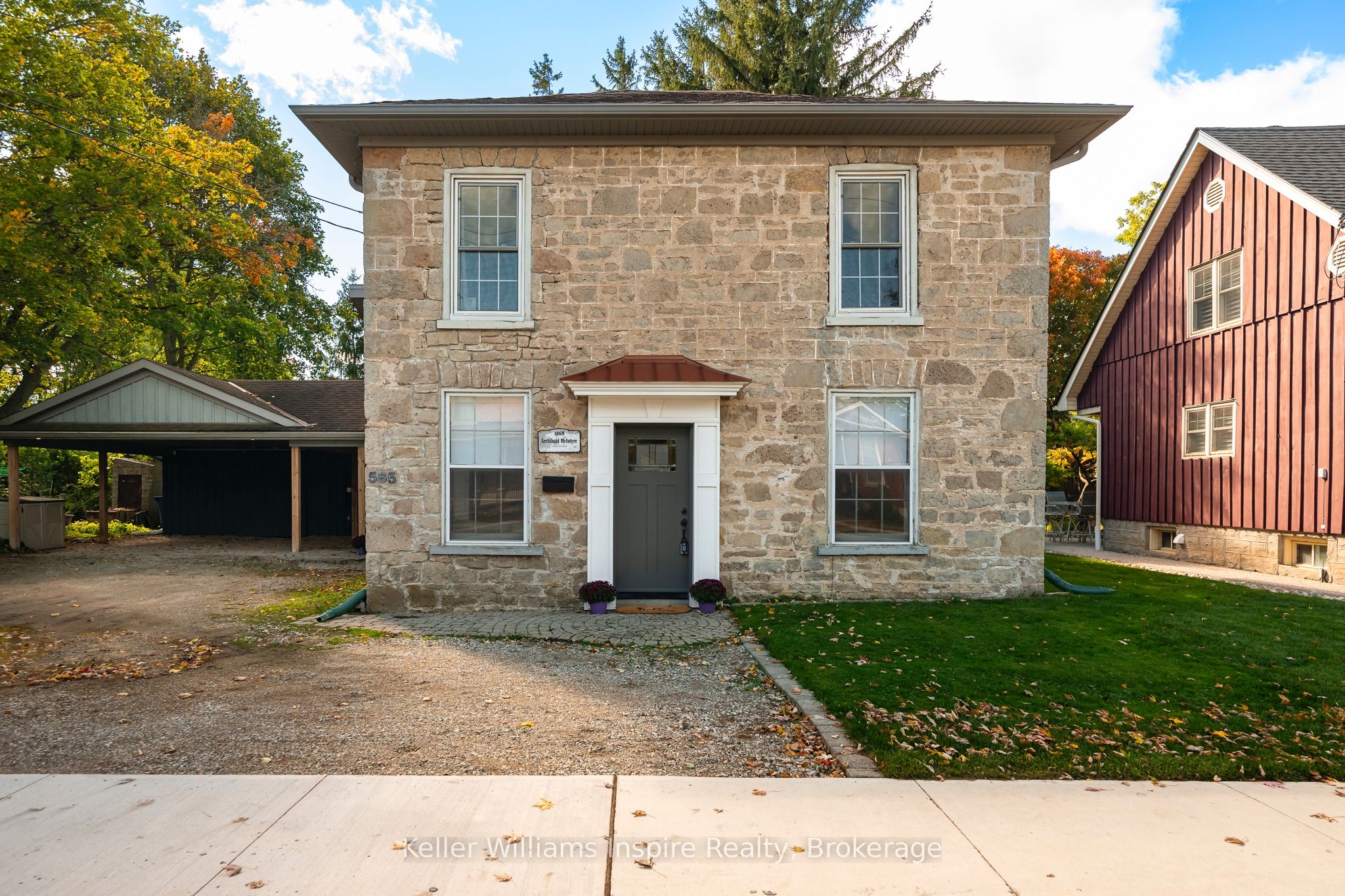 565 St David Street in Centre Wellington, Ontario