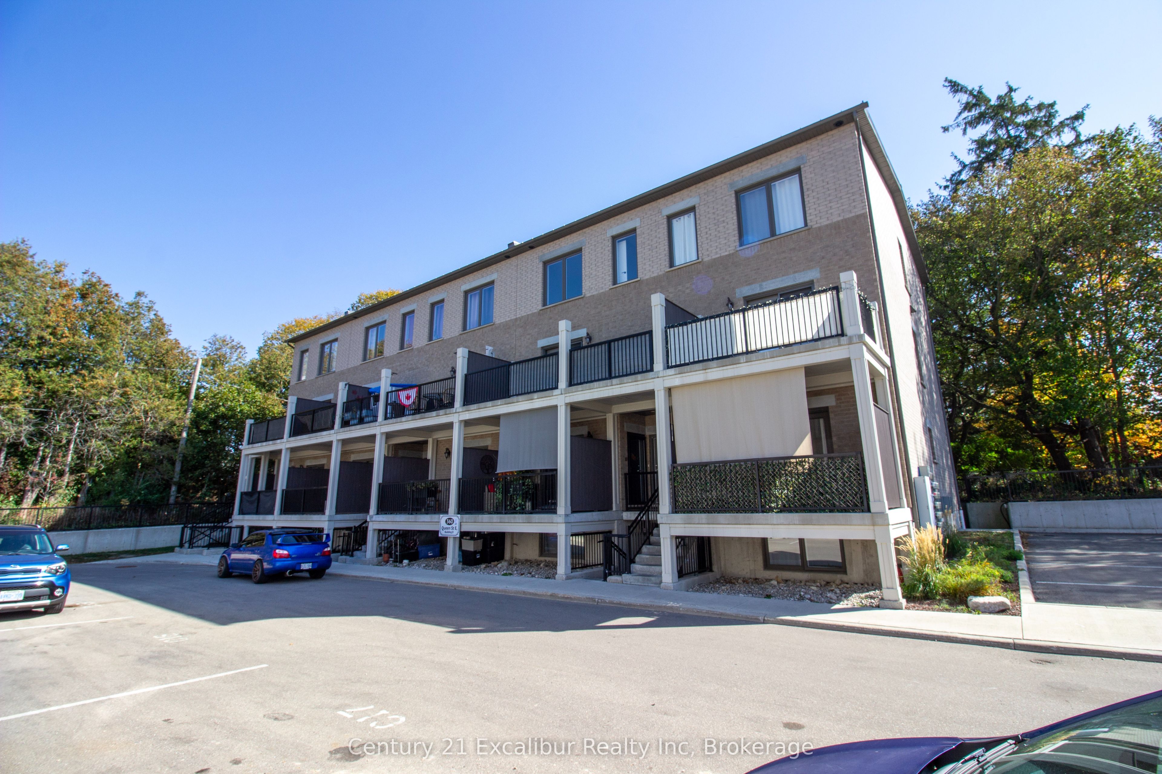 360 Queen Street in Centre Wellington, Ontario