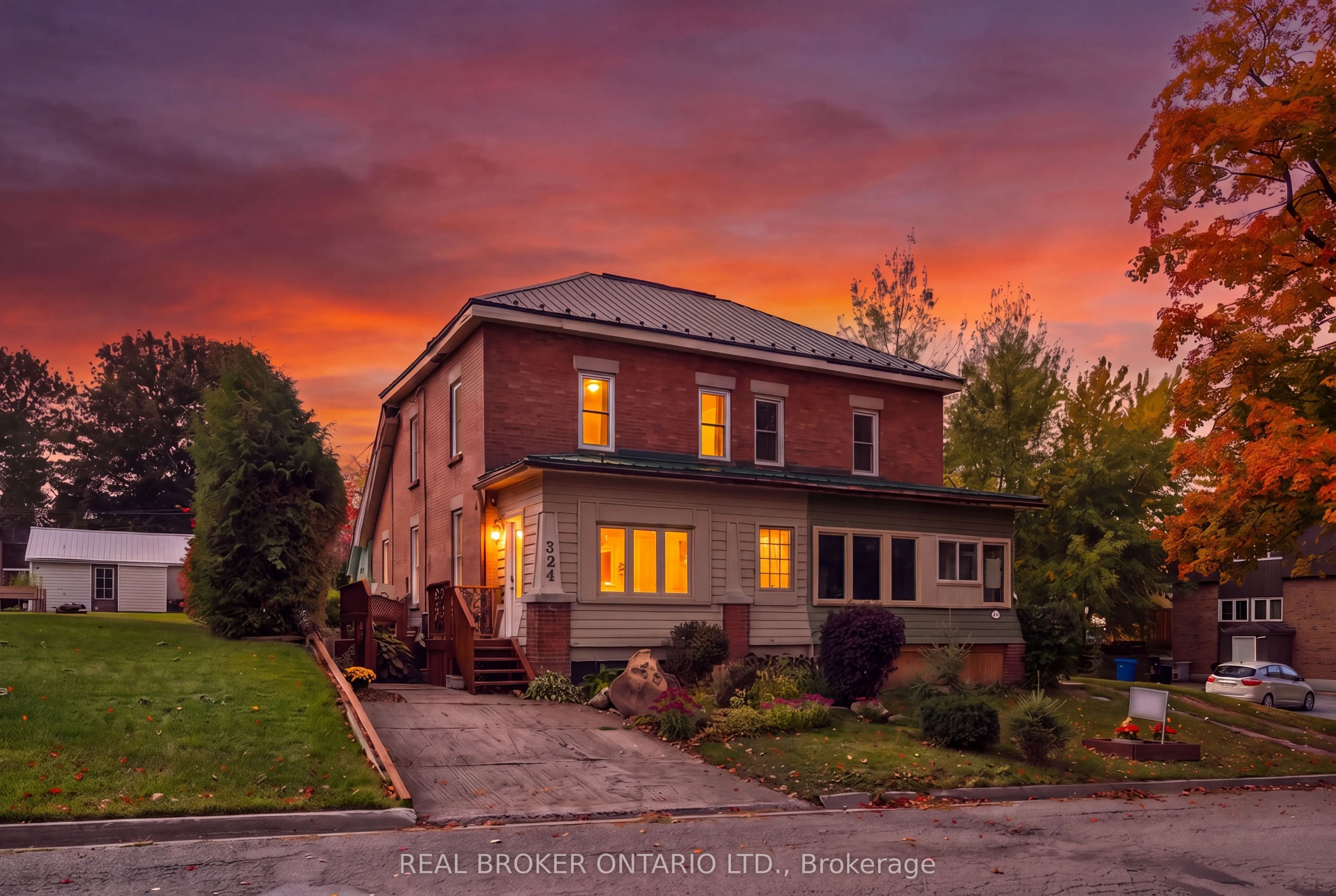 324 Daly Street in Minto, Ontario